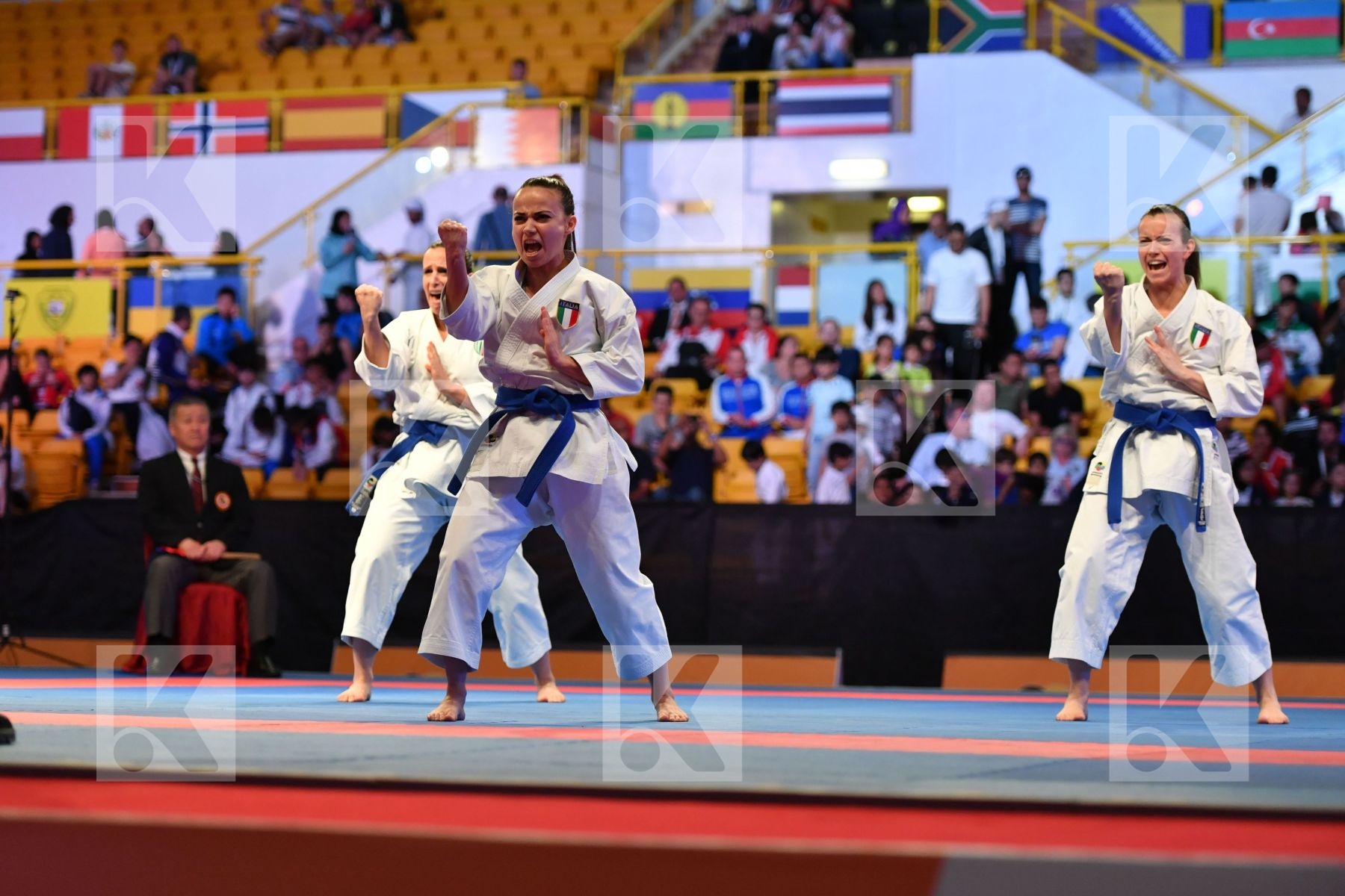 Female team kata Italy Paiku