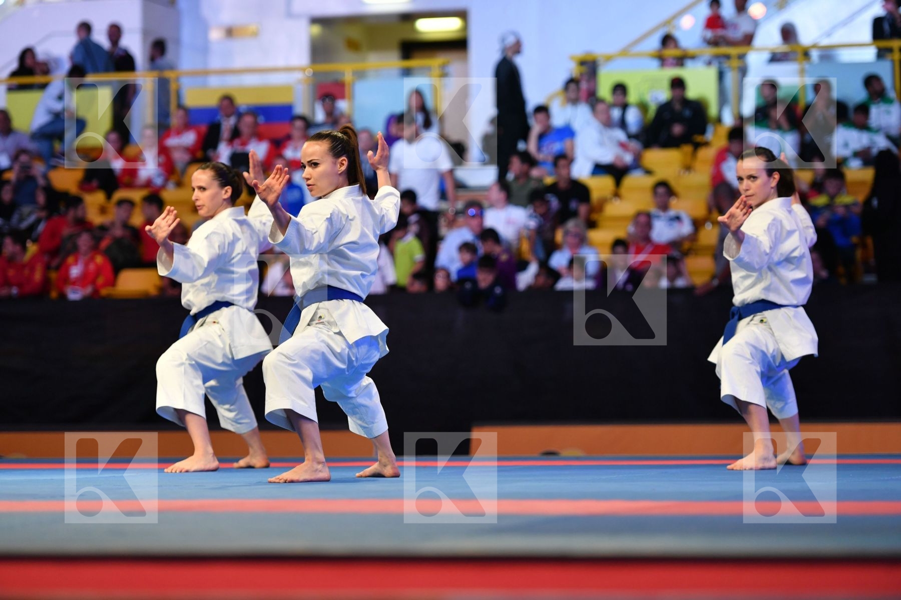 Female team kata Italy Paiku