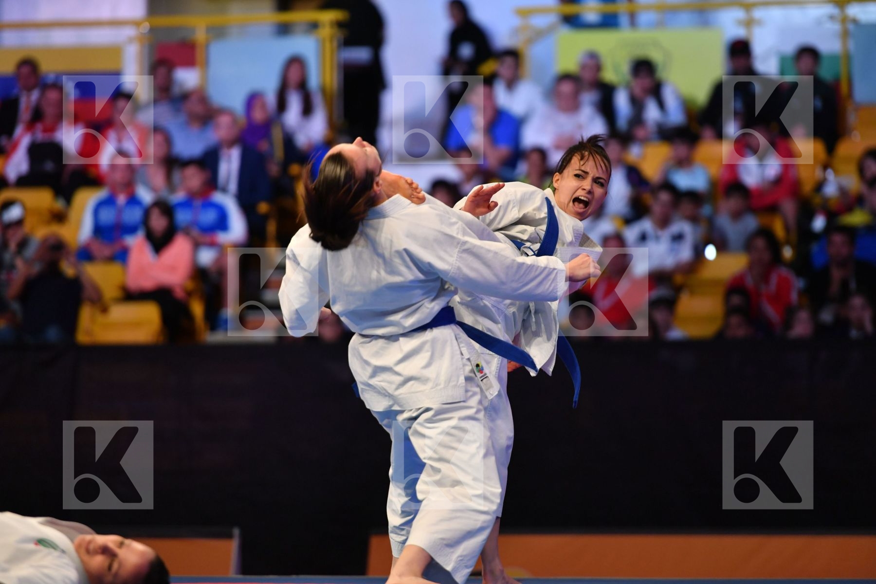 Female team kata Italy Paiku