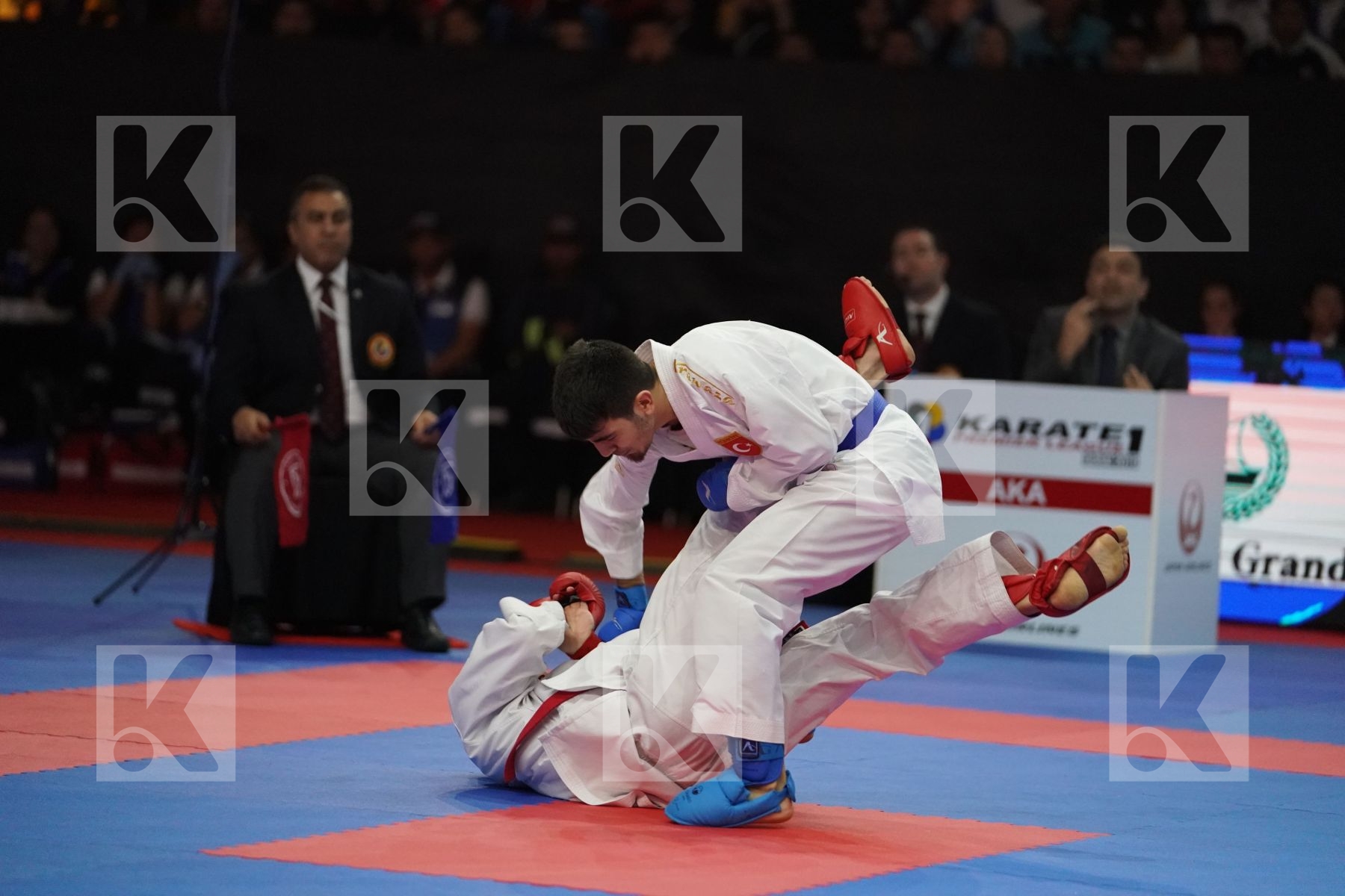 HASSANNIAIDEILAMI MAJID (ISLAMIC REPUBLIC OF IRAN) VS SAMDAN ERAY (TURKEY) in Senior Kumite -60 Kg - Bronze bout
