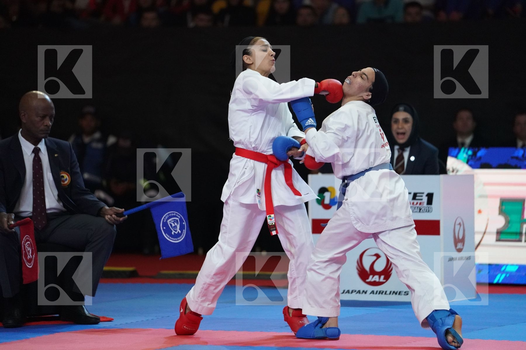 CHALAKI FATEMEH (ISLAMIC REPUBLIC OF IRAN) VS ELSHAFI SALMA (EGYPT) in Senior Kumite -55 Kg - Bronze bout
