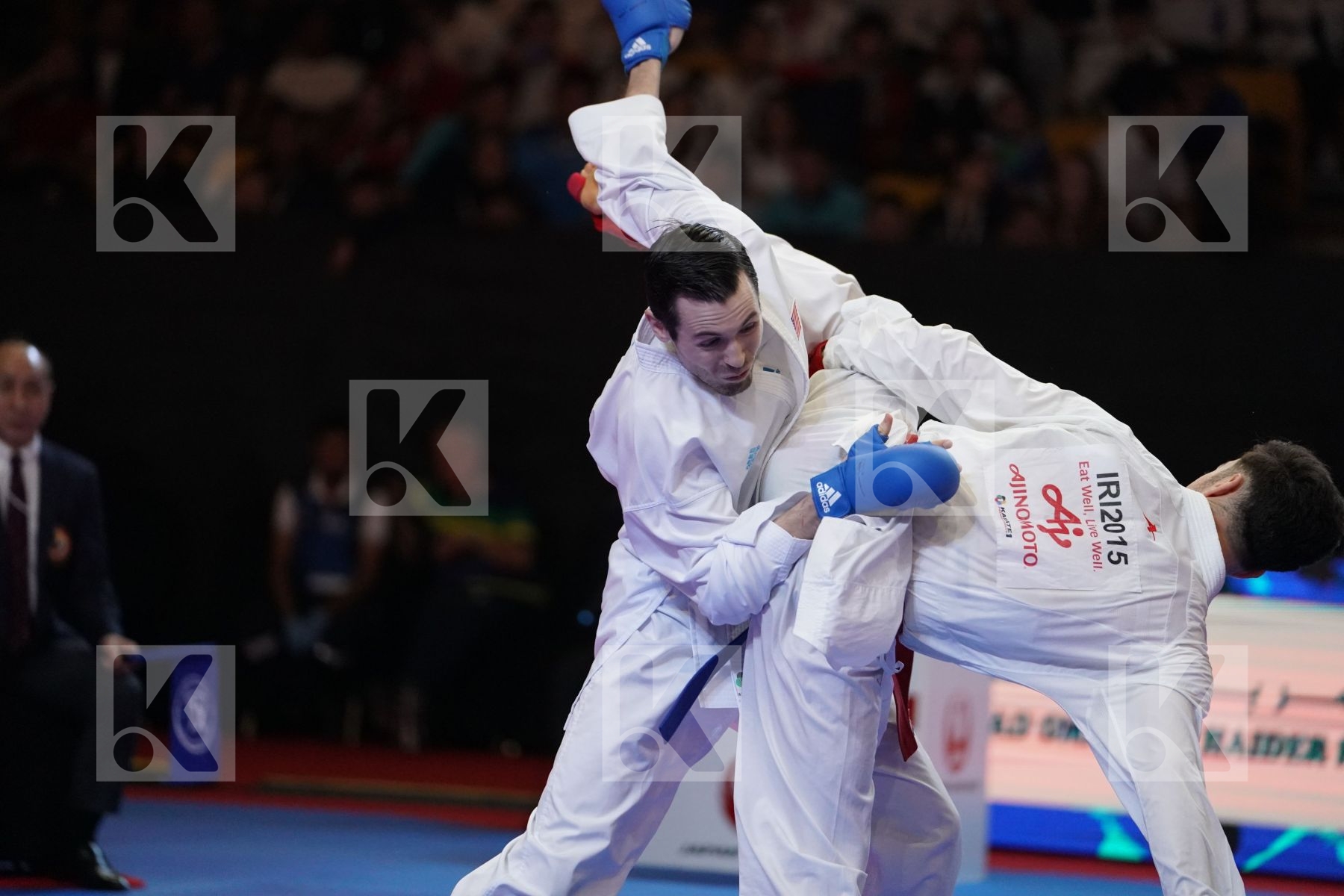 ASIABARI ALI ASGHAR (ISLAMIC REPUBLIC OF IRAN) VS SCOTT THOMAS (USA) in Senior Kumite -75 Kg - Bronze bout