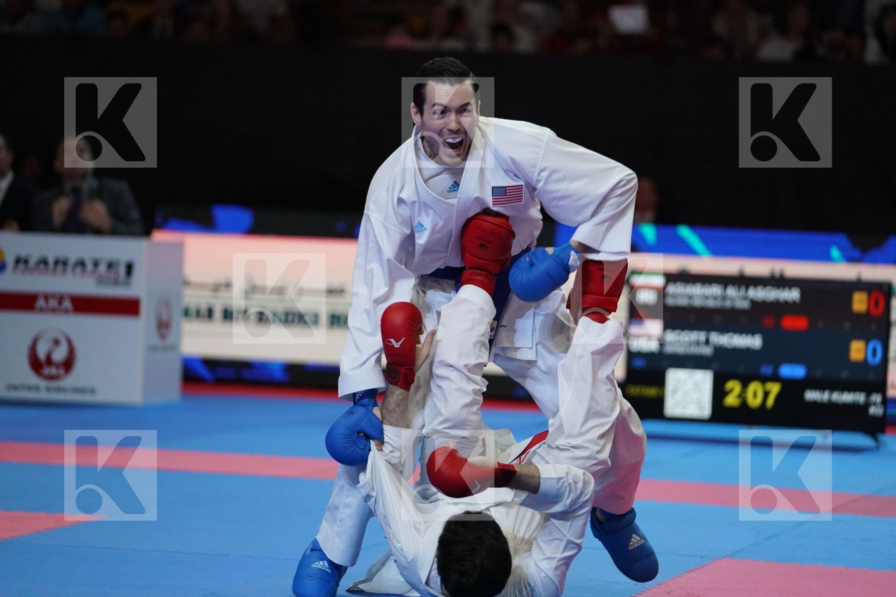 ASIABARI ALI ASGHAR (ISLAMIC REPUBLIC OF IRAN) VS SCOTT THOMAS (USA) in Senior Kumite -75 Kg - Bronze bout