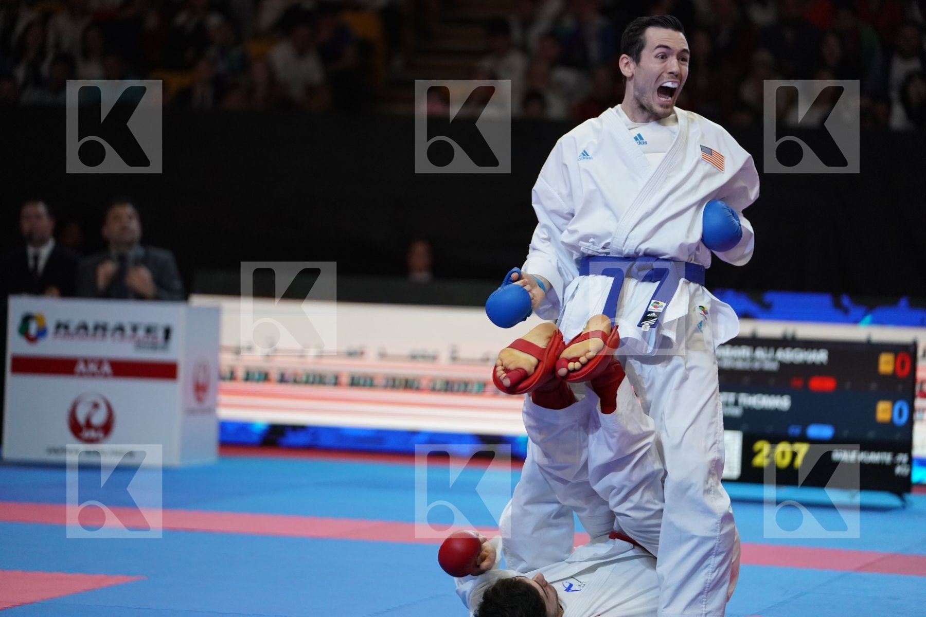 ASIABARI ALI ASGHAR (ISLAMIC REPUBLIC OF IRAN) VS SCOTT THOMAS (USA) in Senior Kumite -75 Kg - Bronze bout