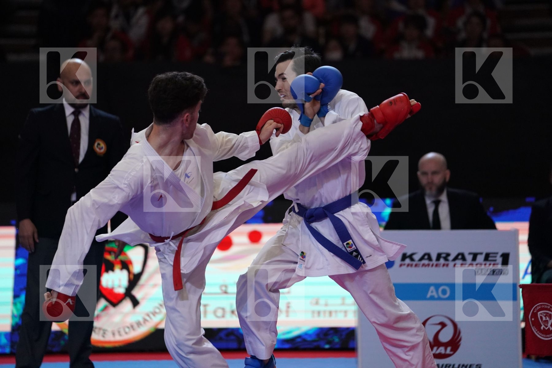 ASIABARI ALI ASGHAR (ISLAMIC REPUBLIC OF IRAN) VS SCOTT THOMAS (USA) in Senior Kumite -75 Kg - Bronze bout