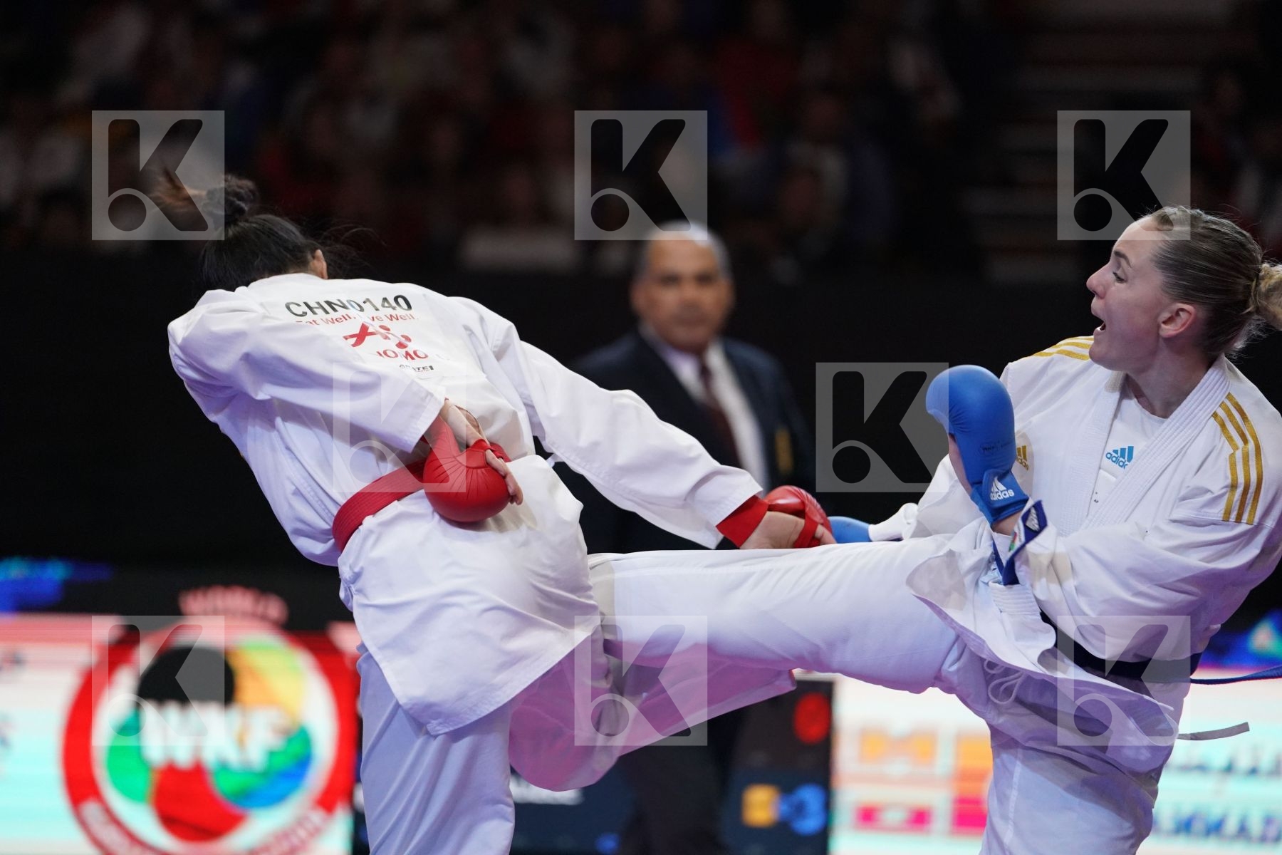TANG LINGLING (CHINA) VS AGIER ALIZEE (FRANCE) in Senior Kumite -68 Kg - Bronze bout