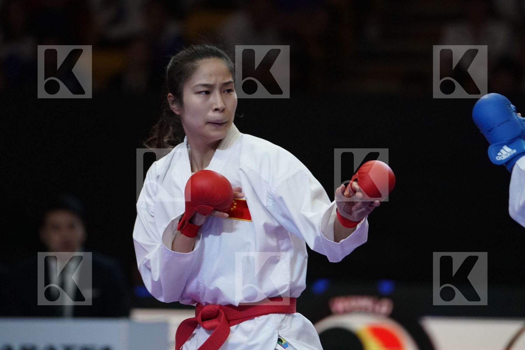 TANG LINGLING (CHINA) VS AGIER ALIZEE (FRANCE) in Senior Kumite -68 Kg - Bronze bout