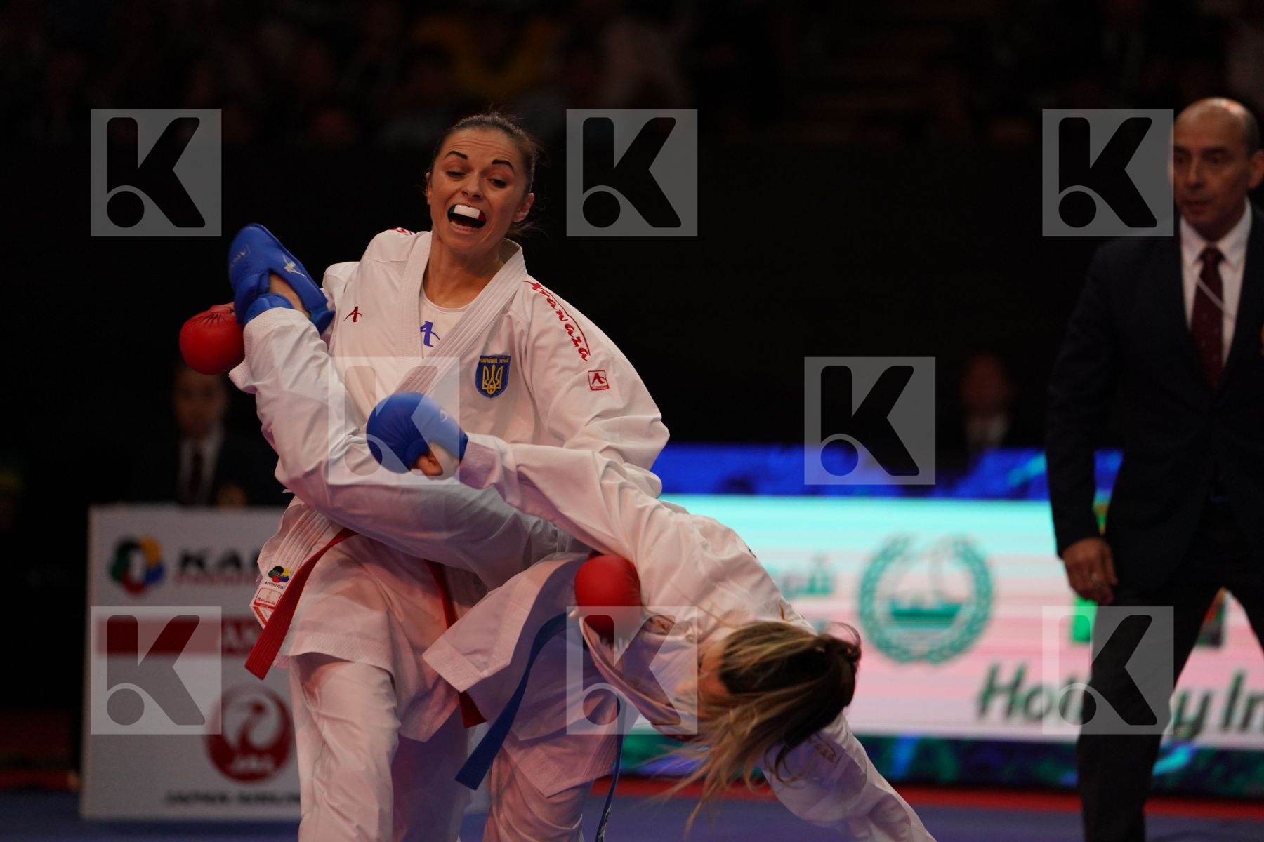 KRYVA KATERYNA (UKRAINE) VS OZCELIK ARAPOGLU SERAP (TURKEY) in Senior Kumite -50 Kg - Gold bout