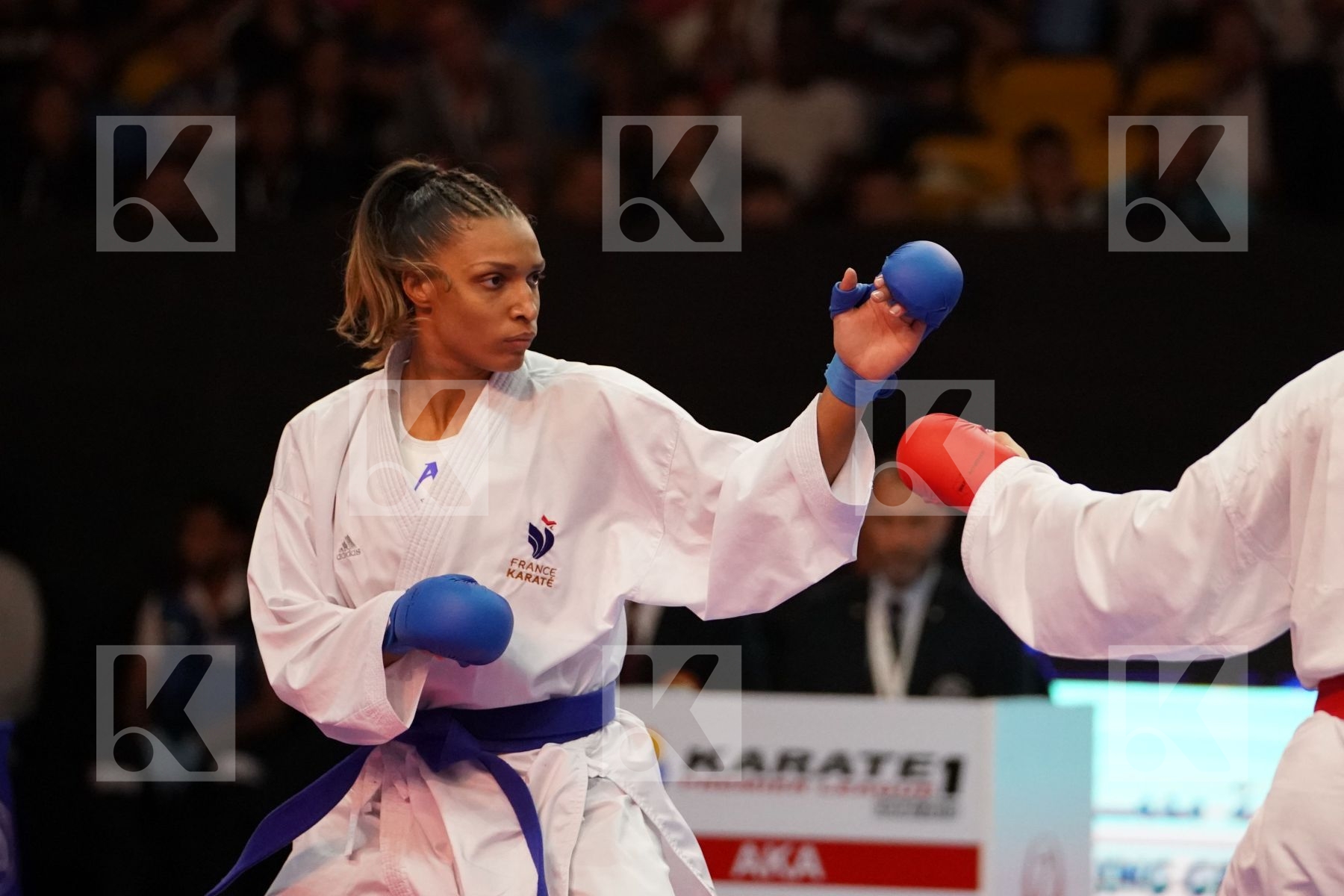 FERRACUTI CLIO (ITALY) VS FLORENTIN ANNE LAURE (FRANCE) in Senior Kumite 68+ Kg - Gold bout
