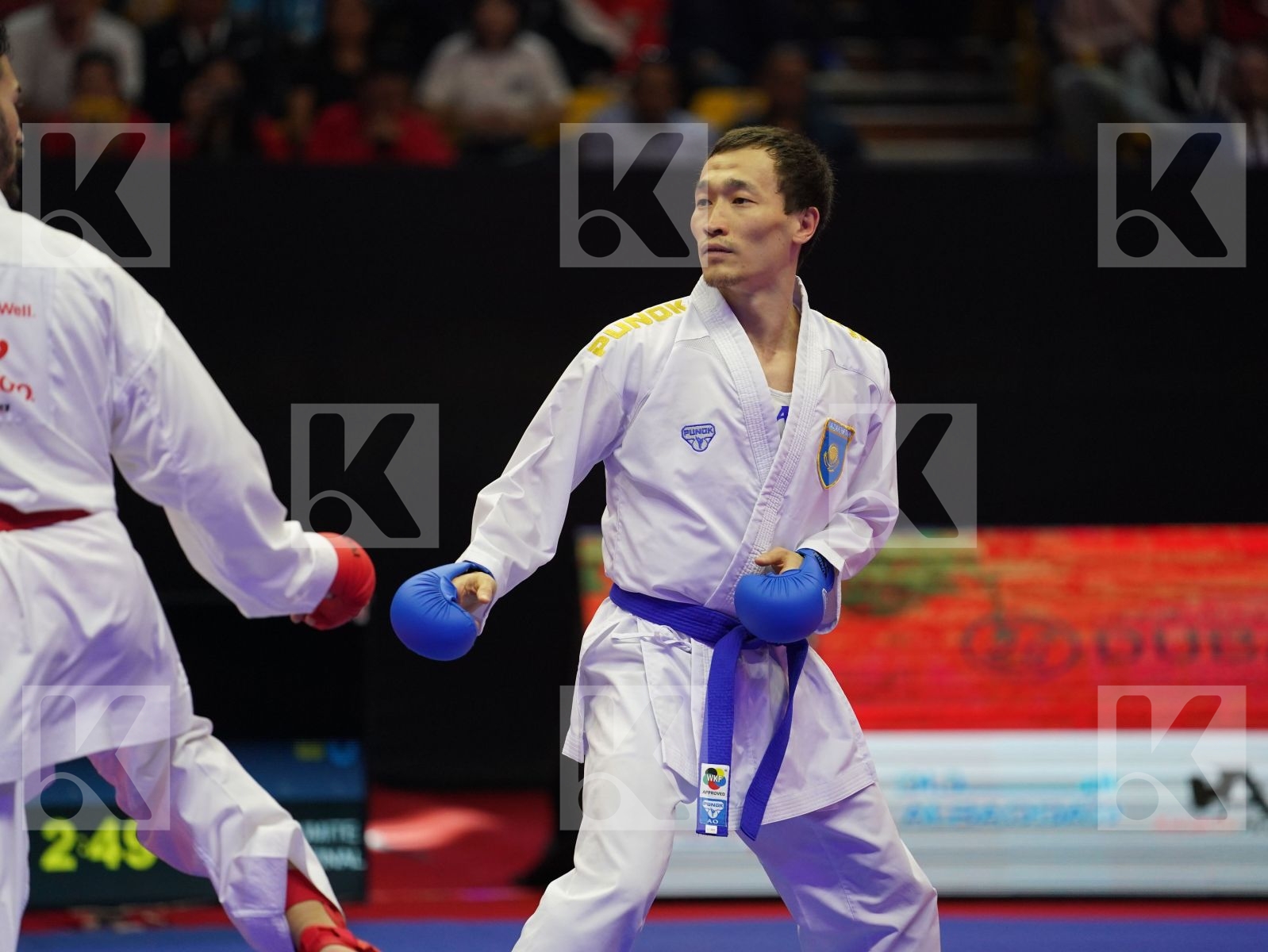CRESCENZO ANGELO (Italy) vs ASSADILOV DARKHAN (Kazakhstan) in Senior Kumite -60 Kg - Gold bout