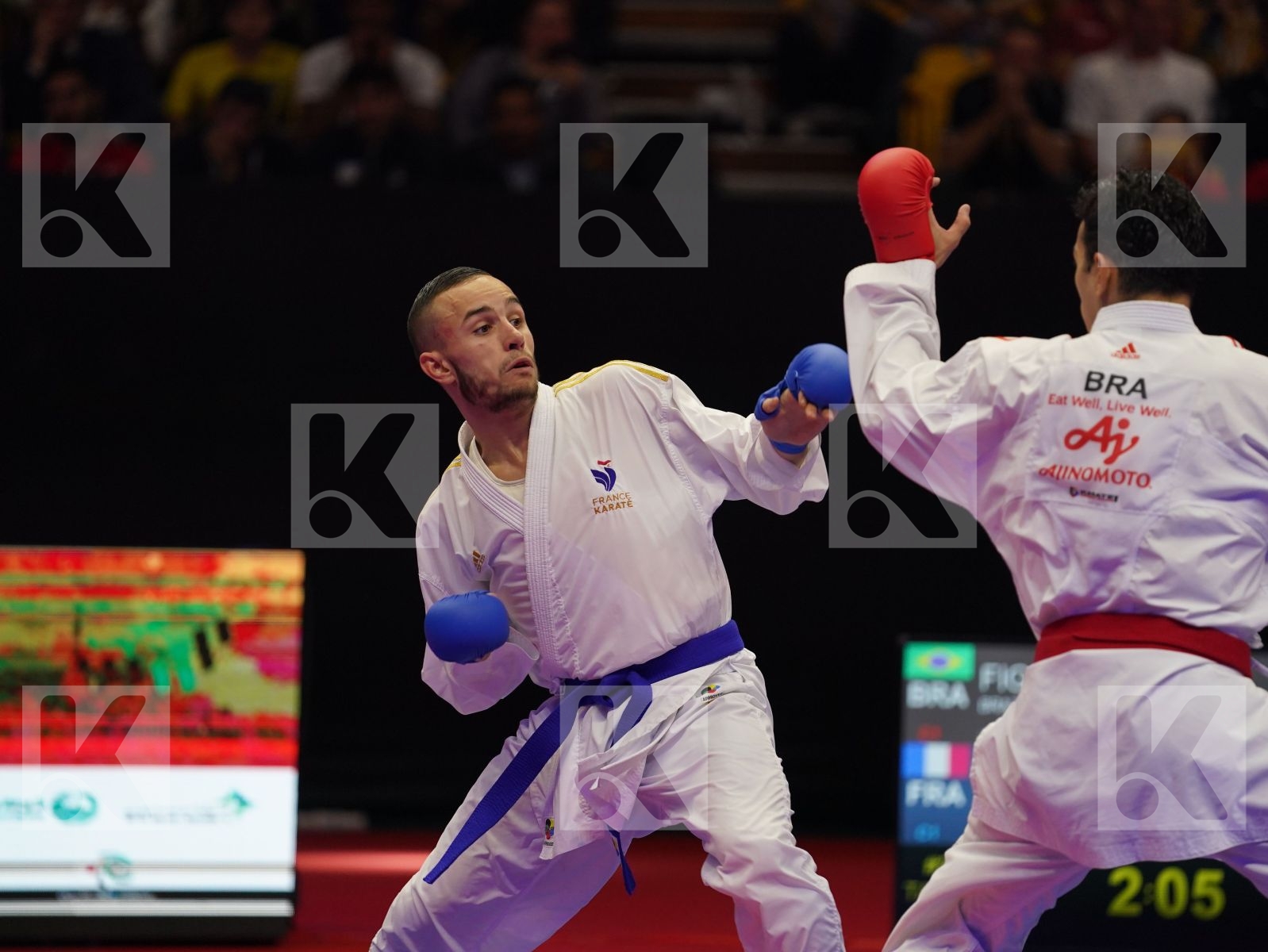 FIGUEIRA VINICIUS (Brasil) vs DACOSTA STEVEN (France) in Senior Kumite -67 Kg - Gold bout
