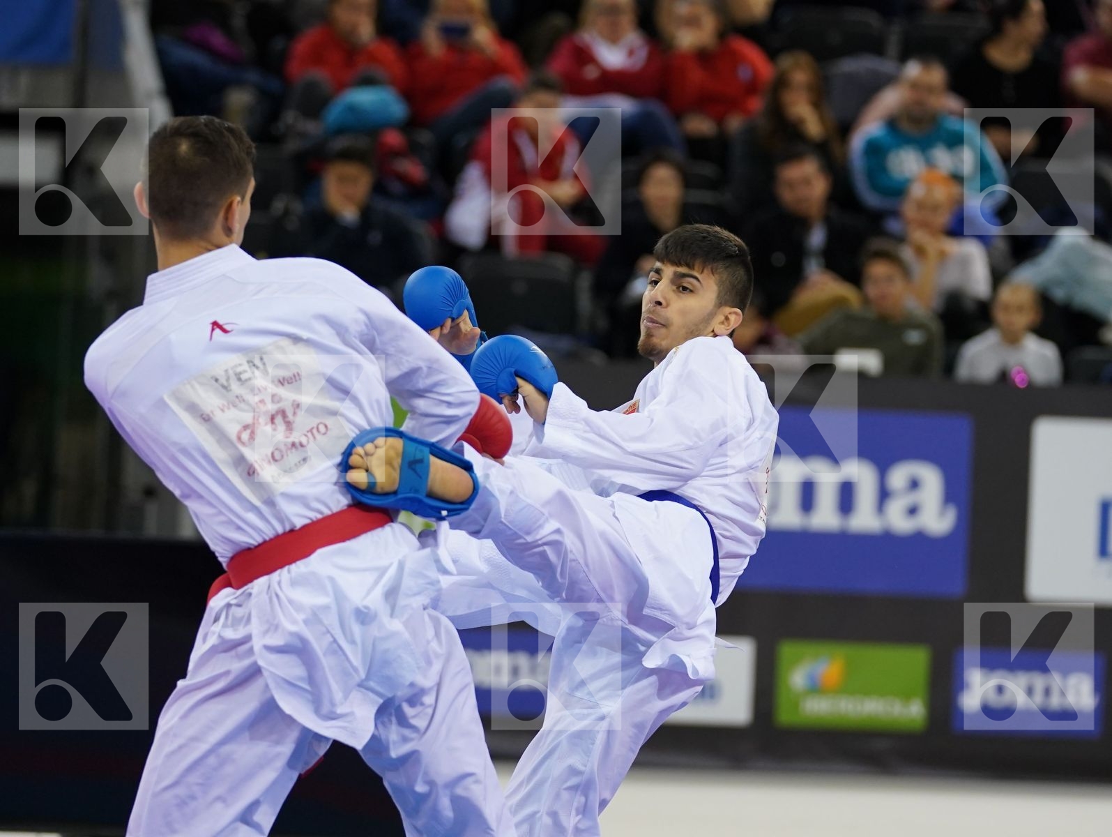 MARTINEZ JOVANNI (VENEZUELA) vs SAMDAN ERAY (TURKEY) in Senior Kumite -60 Kg - Bronze bout