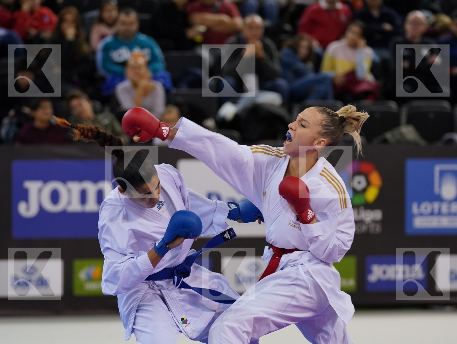 PHILIPPE GWENDOLINE (FRANCE) vs HEURTAULT LEILA (FRANCE) in Senior Kumite -61 Kg - Bronze bout