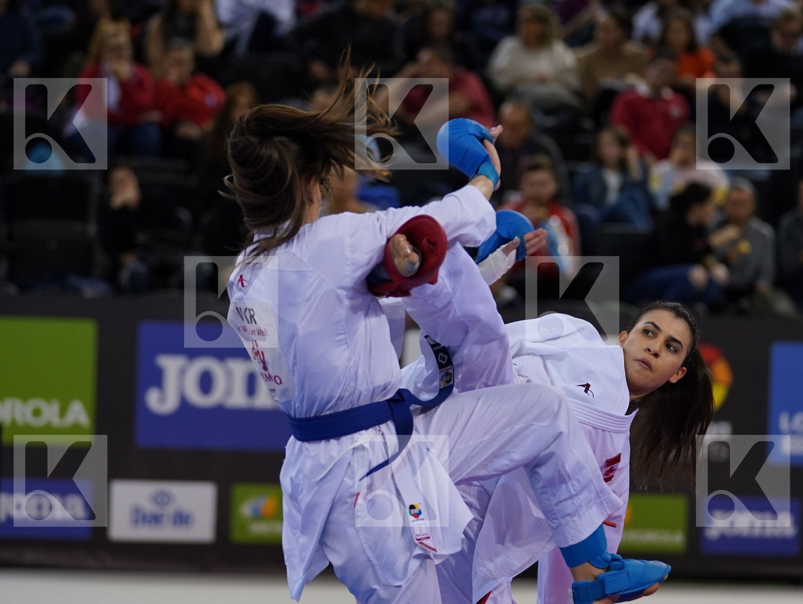 JUMAA HAYA (CANADA) vs SHOSTAK DIANA (UKRAINE) in Senior Kumite -61 Kg - Bronze bout