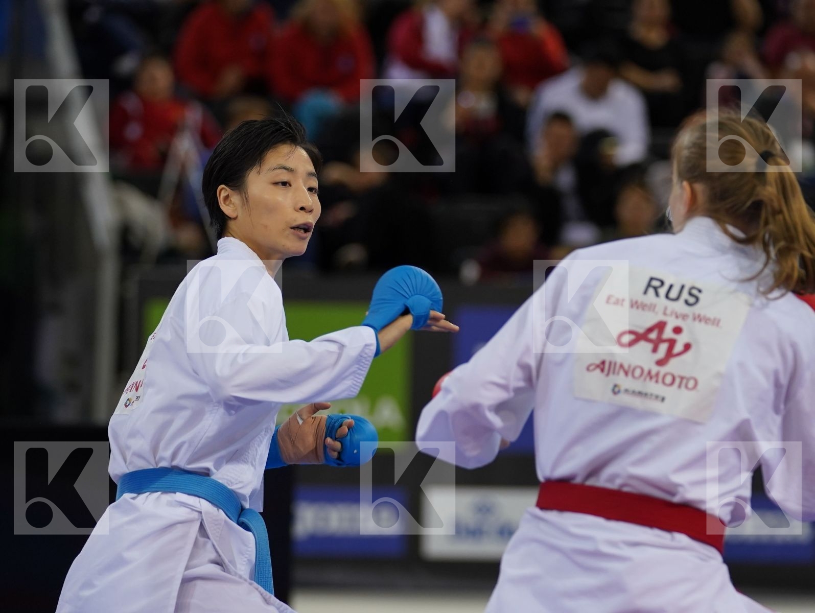 GATAULLINA NAILYA (RUSSIAN FEDERATION) vs YIN XIAOYAN (PEOPLES REPUBLIC OF CHINA) in Senior Kumite -61 Kg - Gold bout