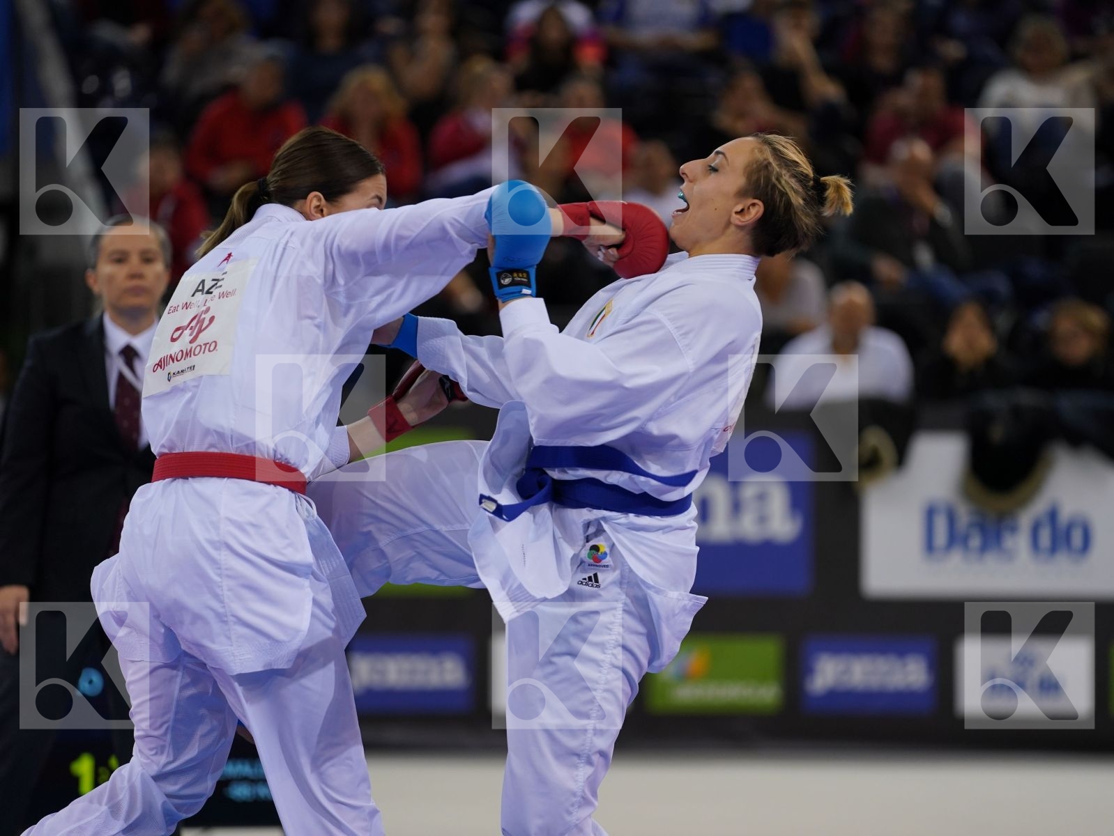 ZARETSKA IRINA (AZERBAIJAN) vs SEMERARO SILVIA (ITALY) in Senior Kumite -68 Kg - Gold bout