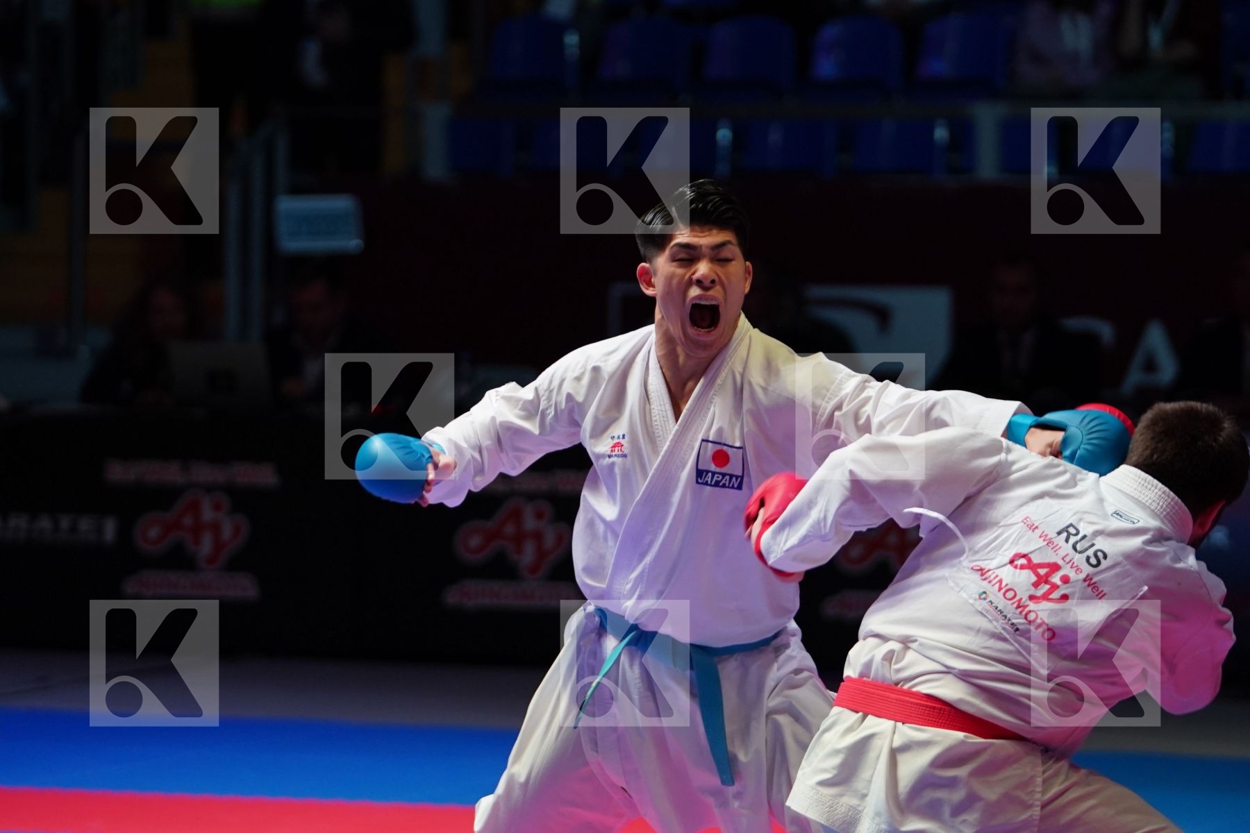 DENISENKO DENIS (RUSSIAN FEDERATION) vs SHIMADA RIKITO (JAPAN) in Senior Kumite -84 Kg - Bronze bout