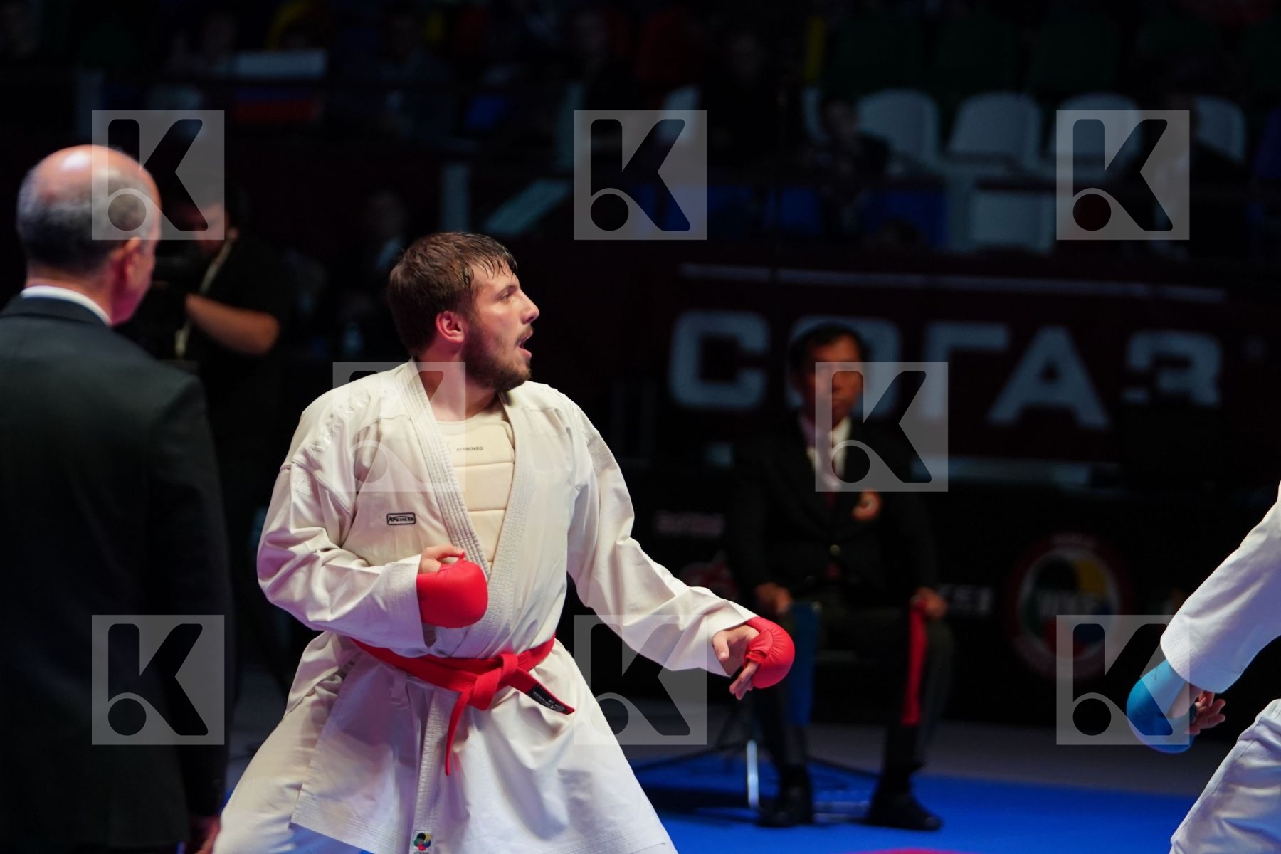 ANTOKHII VASILII (RUSSIAN FEDERATION) vs HORNE JONATHAN (GERMANY) in Senior Kumite 84+ Kg - Bronze bout