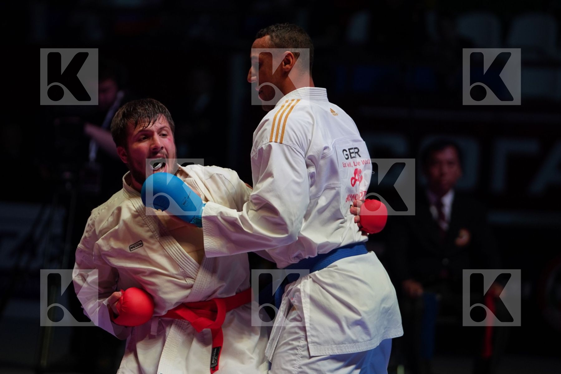 ANTOKHII VASILII (RUSSIAN FEDERATION) vs HORNE JONATHAN (GERMANY) in Senior Kumite 84+ Kg - Bronze bout