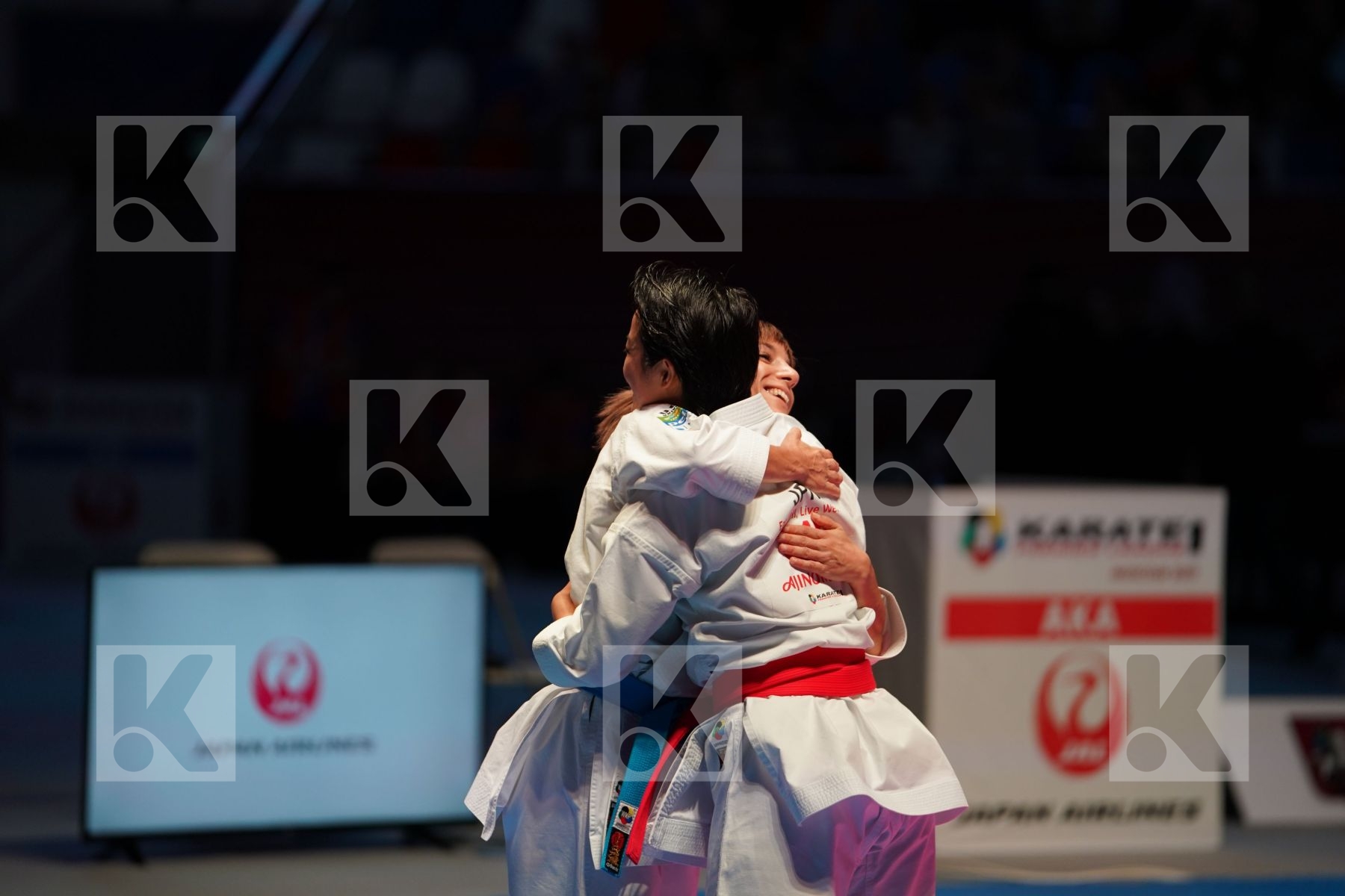 SHIMIZU KIYOU (JAPAN) vs SANCHEZ JAIME SANDRA (SPAIN) in Senior Female Kata - Gold bout