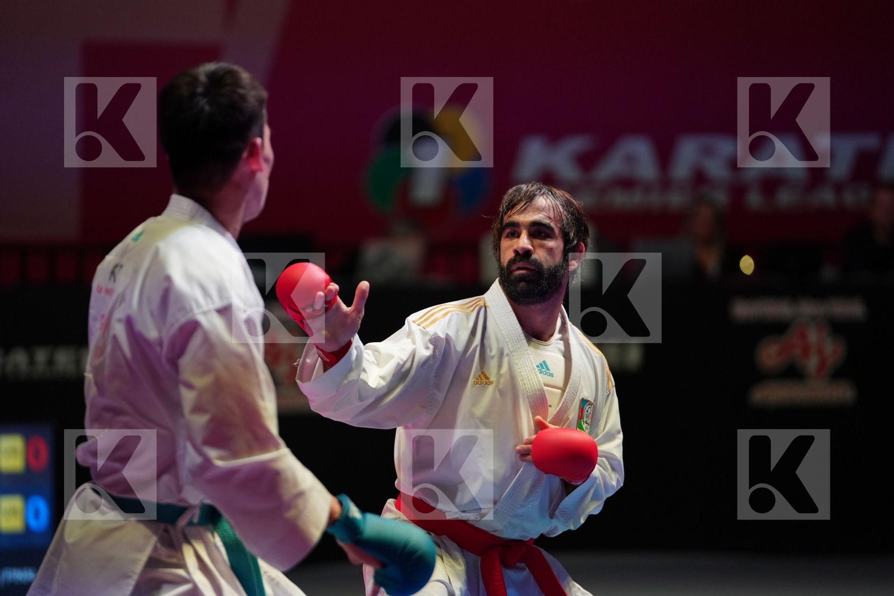 AGHAYEV RAFAEL (AZERBAIJAN) vs AINAZAROV YERMEK (KAZAKHSTAN) in Senior Kumite -75 Kg - Gold bout