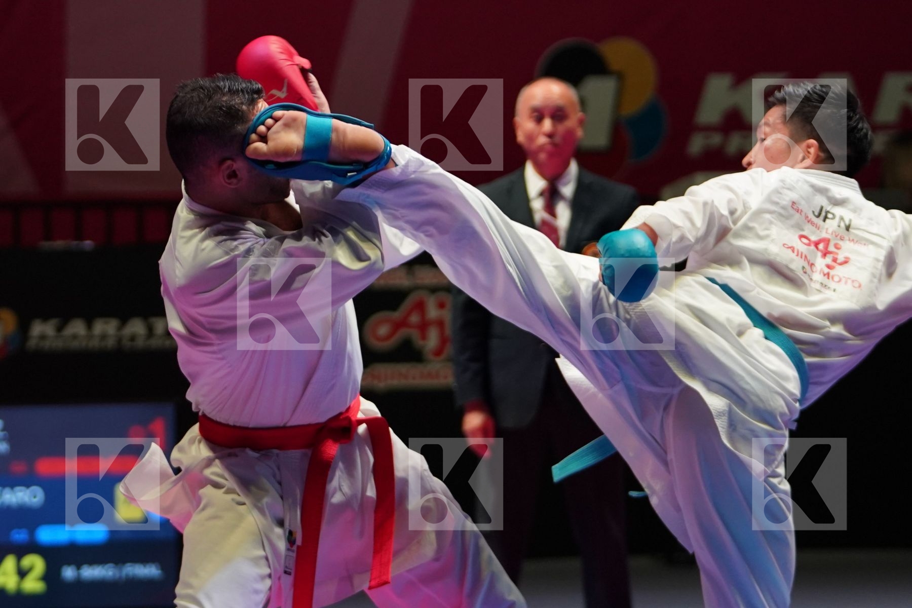 POORSHAB ZABIHOLLAH (IRAN) vs ARAGA RYUTARO (JAPAN) in Senior Kumite -84 Kg - Gold bout