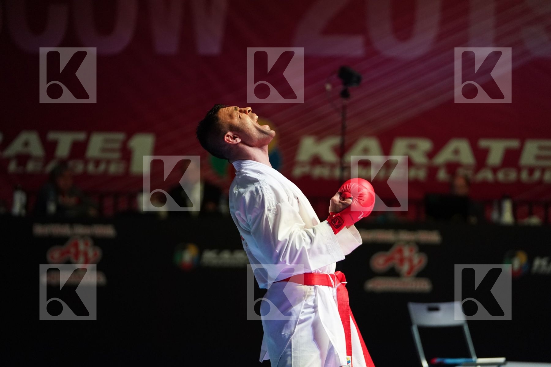 POORSHAB ZABIHOLLAH (IRAN) vs ARAGA RYUTARO (JAPAN) in Senior Kumite -84 Kg - Gold bout