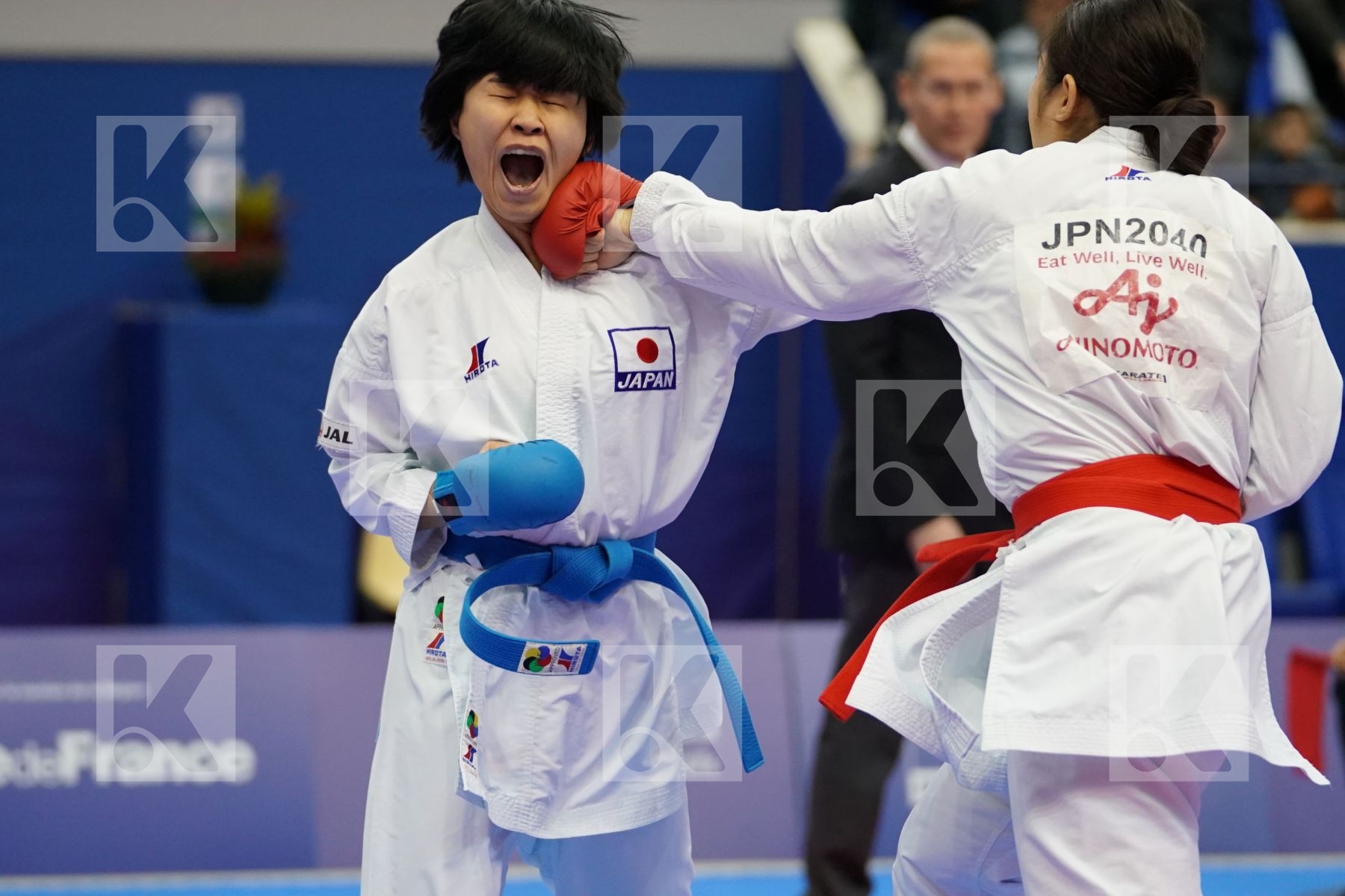 NAKAMURA SHIORI  (JAPAN) vs ISHIAI FUMIKA  (JAPAN) in Senior Kumite -55 Kg - Bronze bout