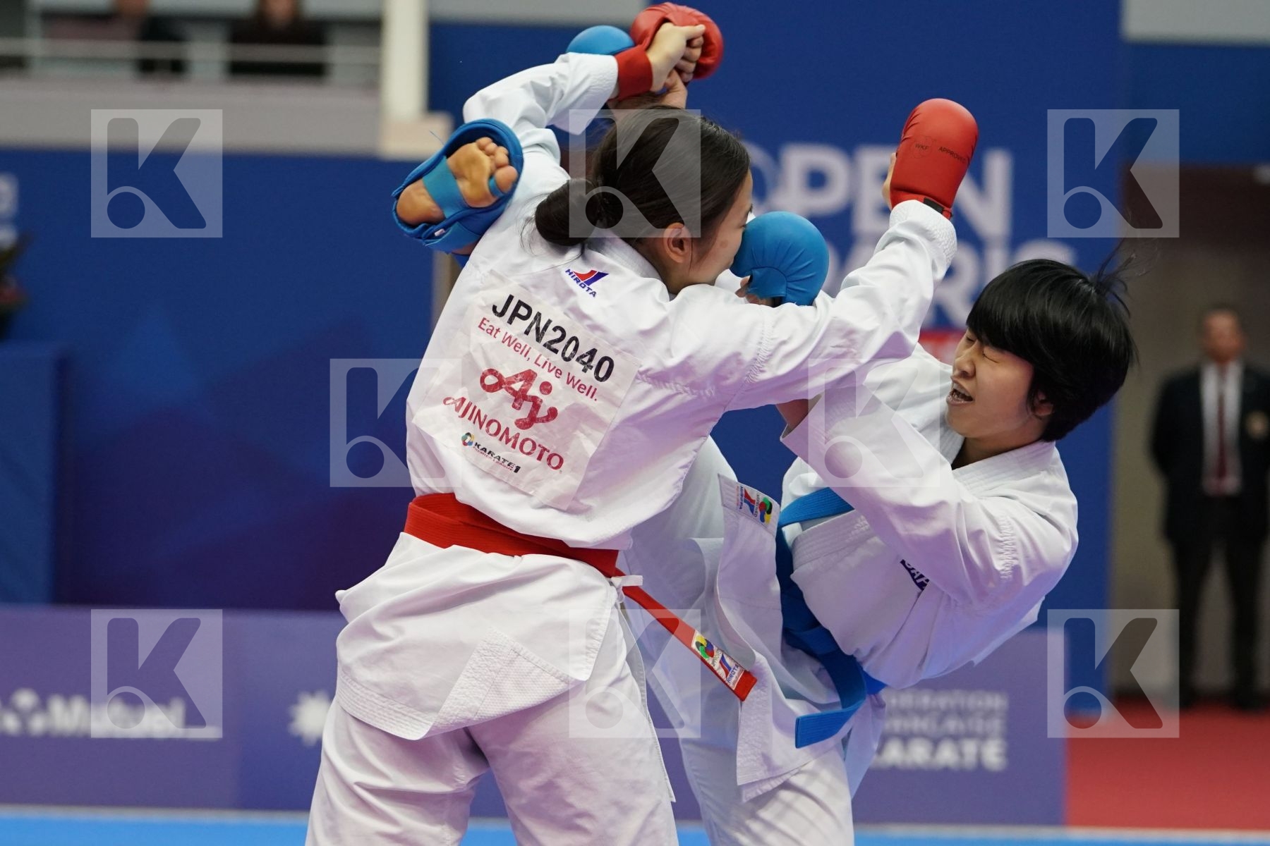 NAKAMURA SHIORI  (JAPAN) vs ISHIAI FUMIKA  (JAPAN) in Senior Kumite -55 Kg - Bronze bout