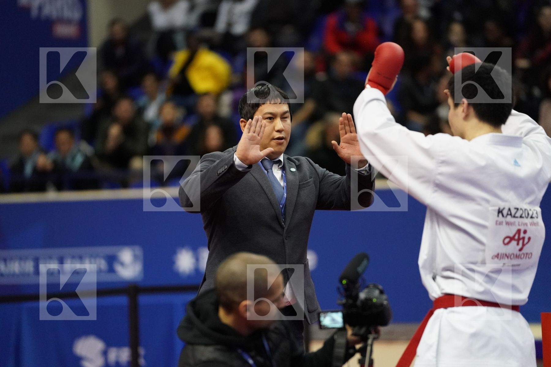 MURATOV ASSYLBEK (KAZAKHSTAN) vs D ONOFRIO FRANCENCESCO (ITALY) in Senior Kumite -67 Kg - Bronze bout