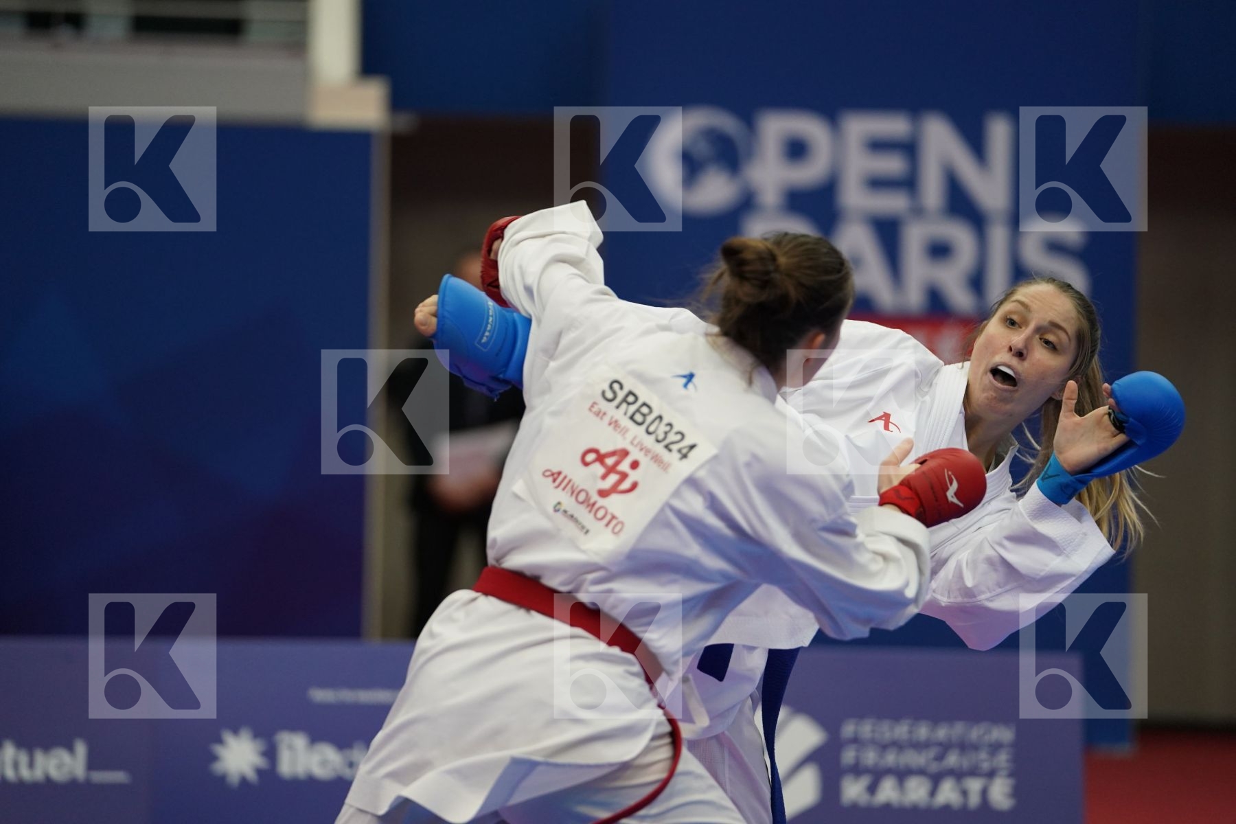 VASOVIC ANDRIJANA (SERBIA) vs SIVERT LAURA (FRANCE) in Senior Kumite Ð 61 Kg - Bronze bout
