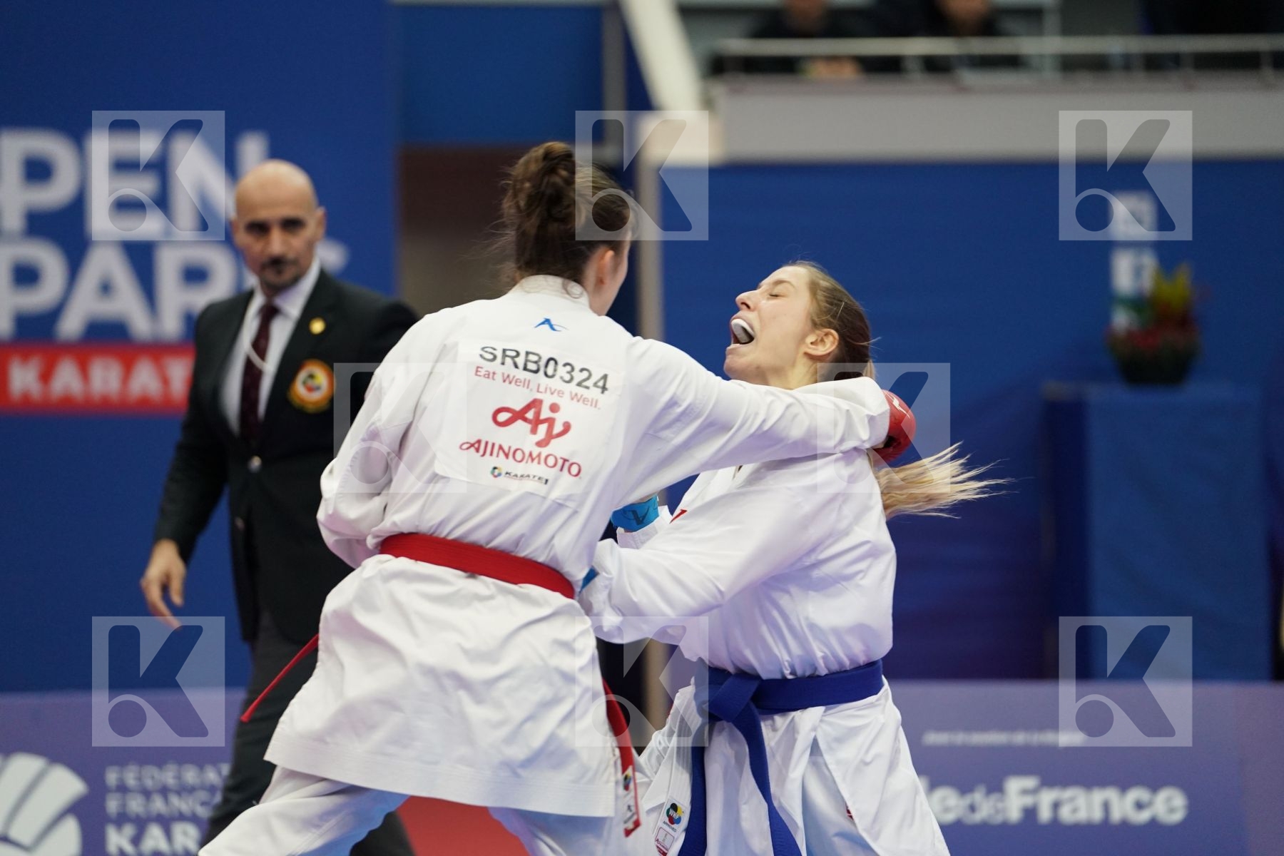VASOVIC ANDRIJANA (SERBIA) vs SIVERT LAURA (FRANCE) in Senior Kumite Ð 61 Kg - Bronze bout
