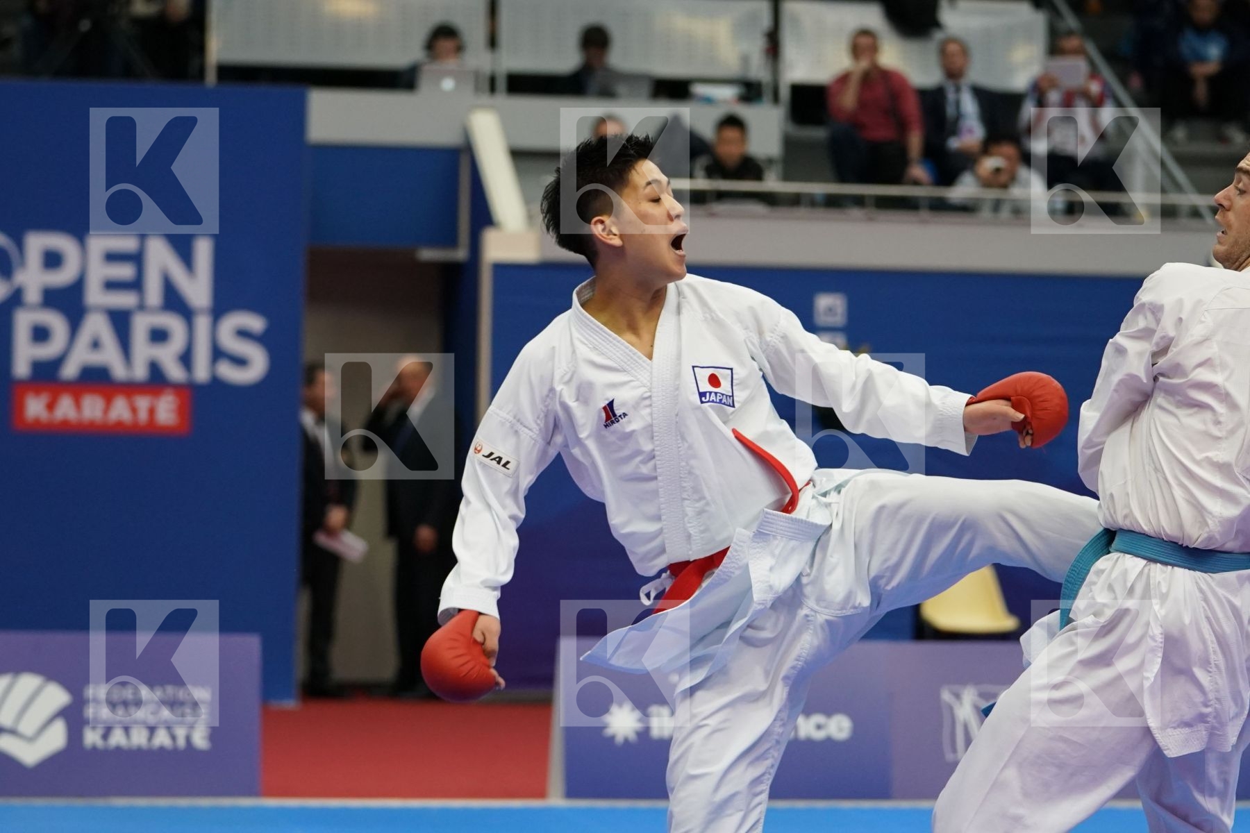 SAKIYAMA YUSEI (JAPAN) vs ASIABARI ALI ASGHAR (ISLAMIC REPUBLIC OF IRAN) in Senior Kumite Ð 75 Kg - Bronze bout
