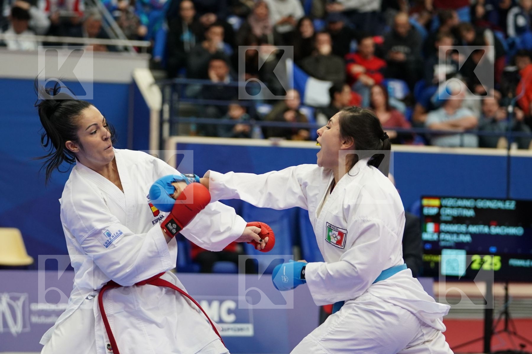 VIZCAINO GONZALEZ CRISTINA (ESP) vs RAMOS AK ITALY SACHIKO PAULINA (MEXICO) in Senior Kumite Ð 68 Kg - Bronze bout