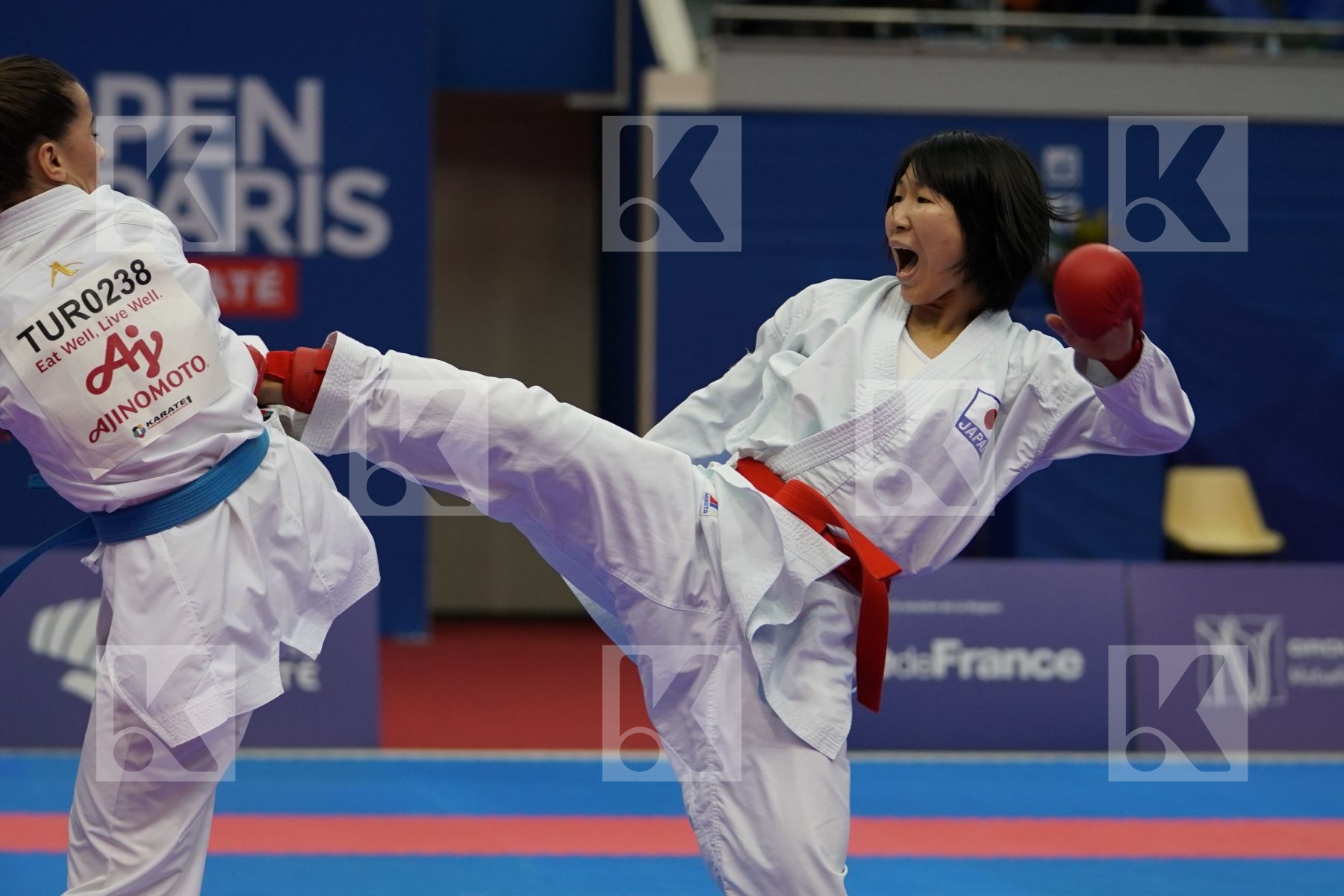 MIYAHARA MIHO (JAPAN) vs OZCELIK ARAPOGLU SERAP (TURKEY) in Senior Kumite -50 Kg - Gold bout