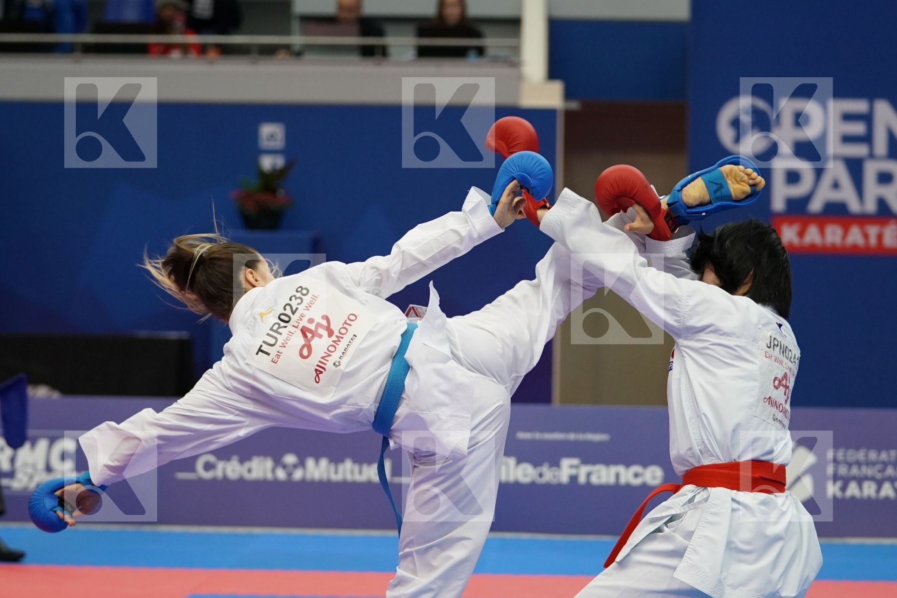 MIYAHARA MIHO (JAPAN) vs OZCELIK ARAPOGLU SERAP (TURKEY) in Senior Kumite -50 Kg - Gold bout