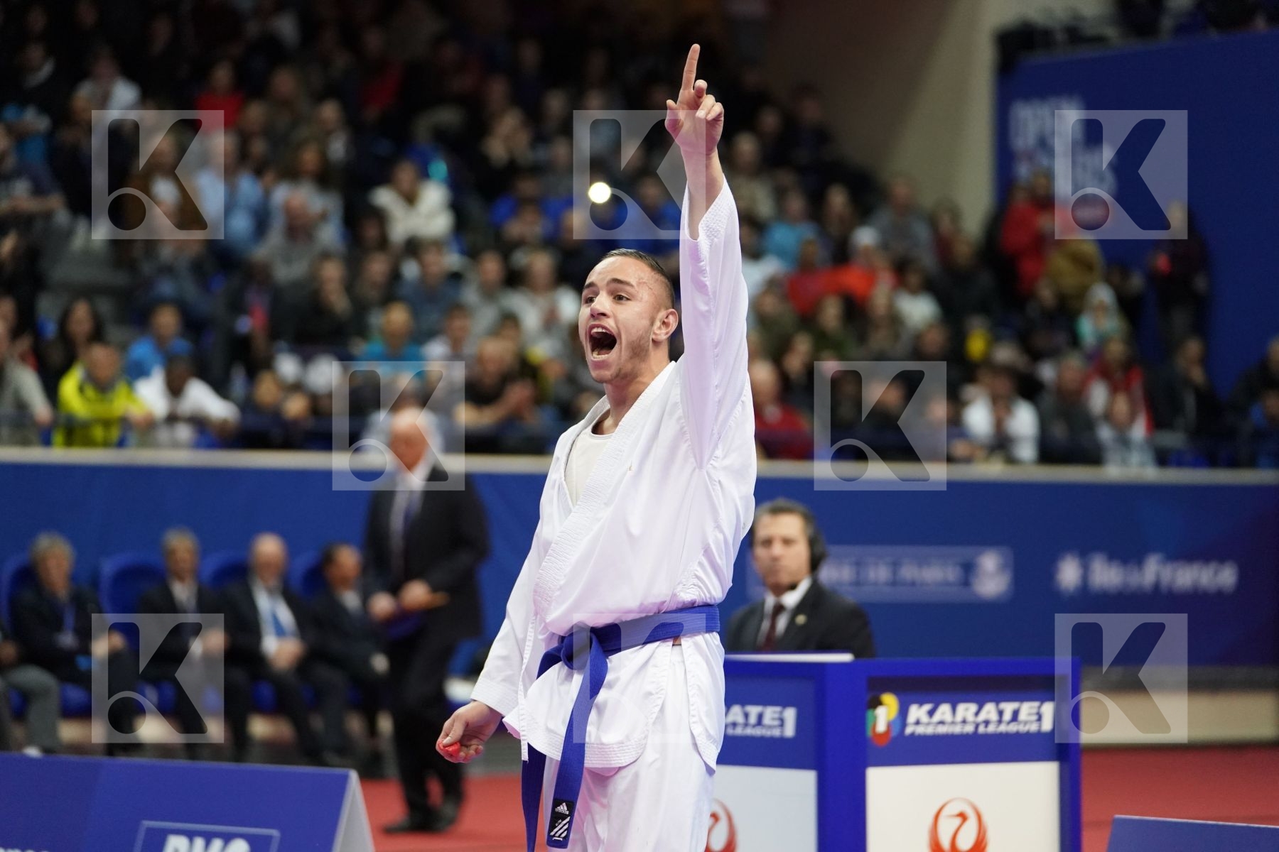 MAROCCOESCA LUCA (ITALY) vs DACOSTA STEVEN (FRANCE) in Senior Kumite -67 Kg - Gold bout