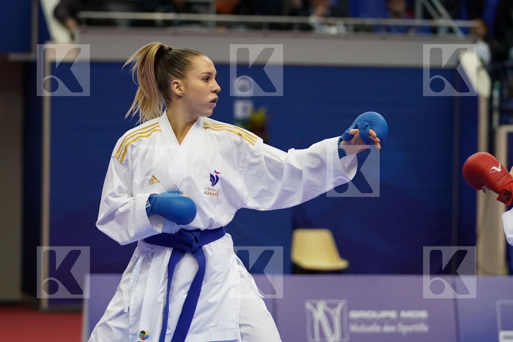 LOTFY GIANA (EGYPT) vs PHILIPPE GWENDOLINE (FRANCE) in Senior Kumite Ð 61 Kg - Gold bout