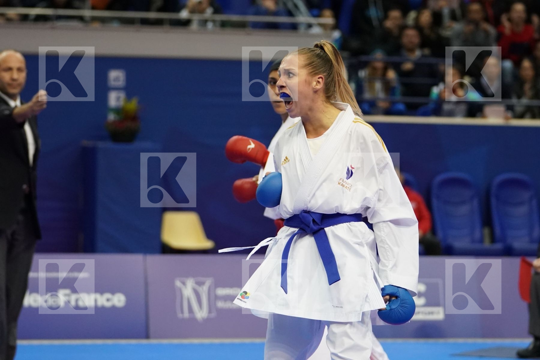 LOTFY GIANA (EGYPT) vs PHILIPPE GWENDOLINE (FRANCE) in Senior Kumite Ð 61 Kg - Gold bout