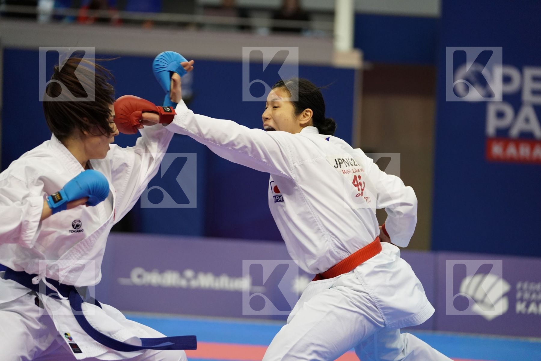 SOMEYA KAYO (JAPAN) vs QUIRICI ELENA (SWITZERLAND) in Senior Kumite Ð 68 Kg - Gold bout