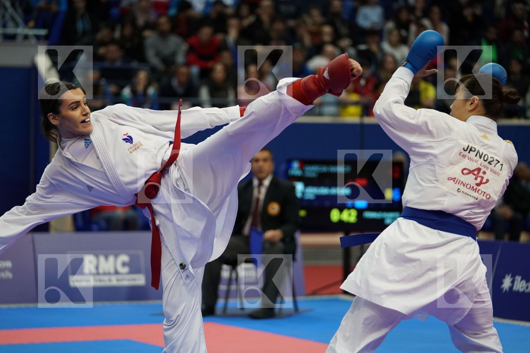 GARCIA NANCY (FRANCE) vs UEKUSA AYUMI (JAPAN) in Senior Kumite 68+ Kg - Gold bout