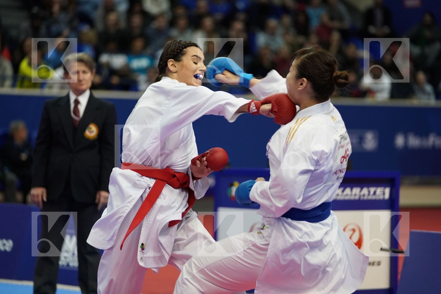 GARCIA NANCY (FRANCE) vs UEKUSA AYUMI (JAPAN) in Senior Kumite 68+ Kg - Gold bout