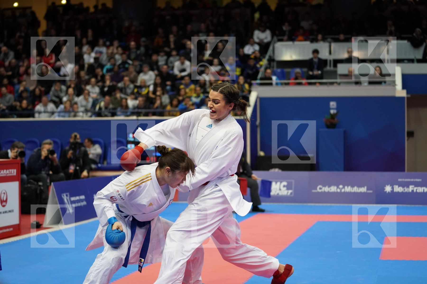 GARCIA NANCY (FRANCE) vs UEKUSA AYUMI (JAPAN) in Senior Kumite 68+ Kg - Gold bout