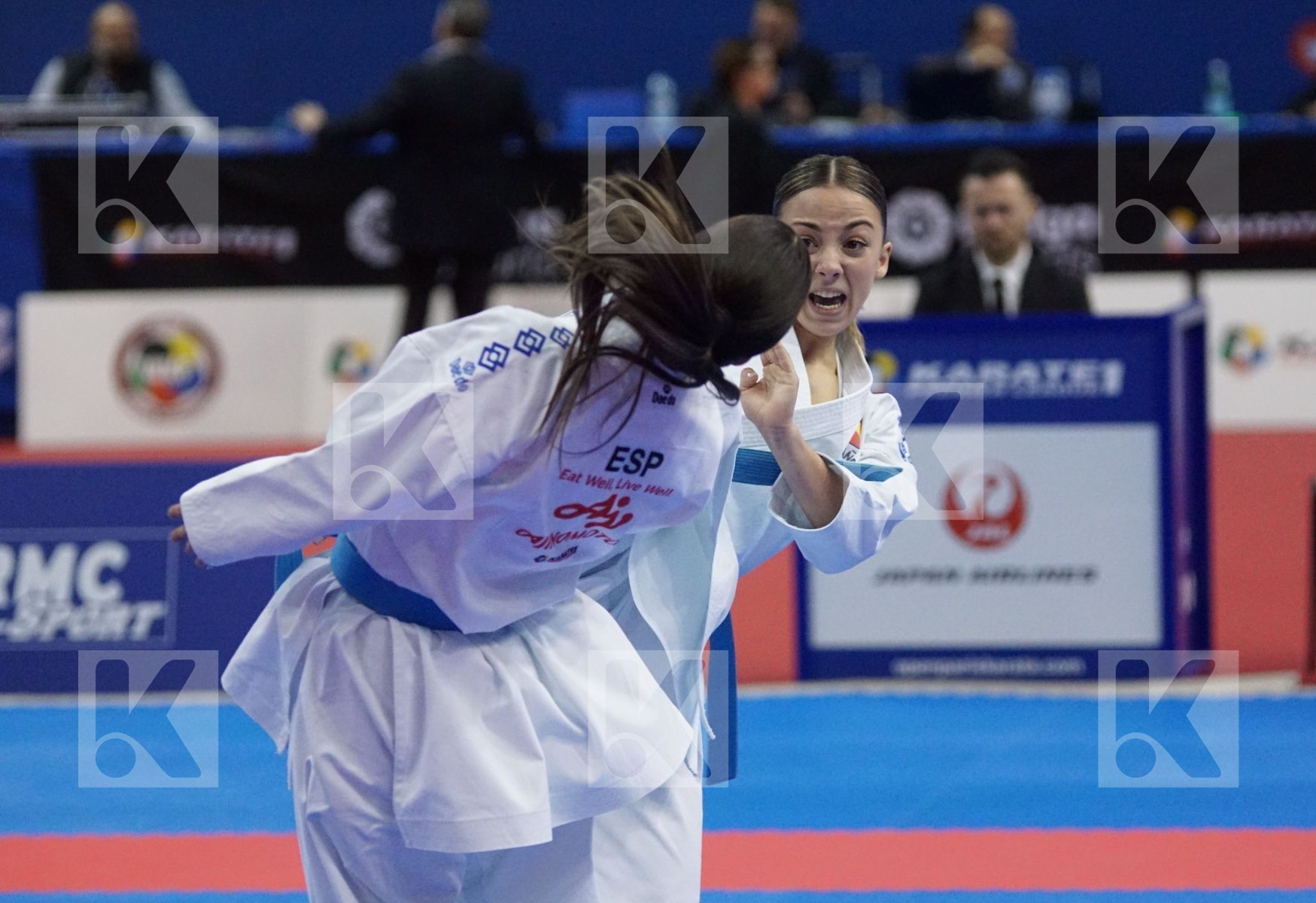 Italy vs. Spain in Female Team Kata - Gold match