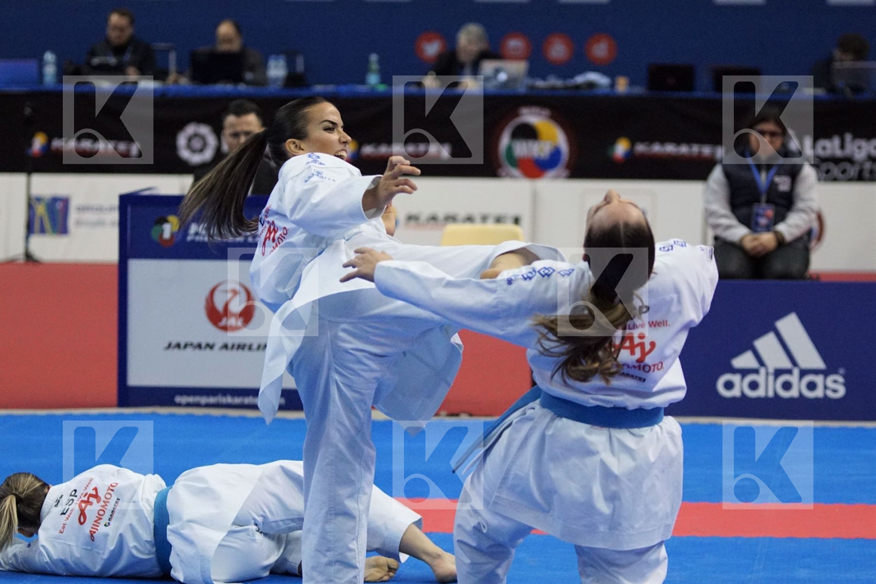 Italy vs. Spain in Female Team Kata - Gold match