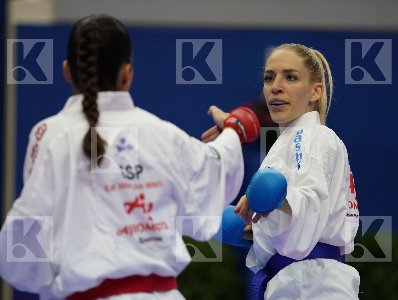 FERNANDEZ OSORIO CARLOTA (ESP) vs MESSERSCHMIDT JANA (GER) in Senior Kumite -55 Kg - Bronze bout