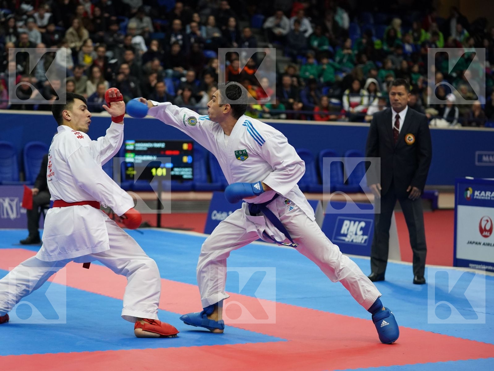 HASANOV RAFIZ (AZERBAIJAN) vs FIGUEIRA VINICIUS (BRAZIL) in Senior Kumite -67 Kg - Bronze bout