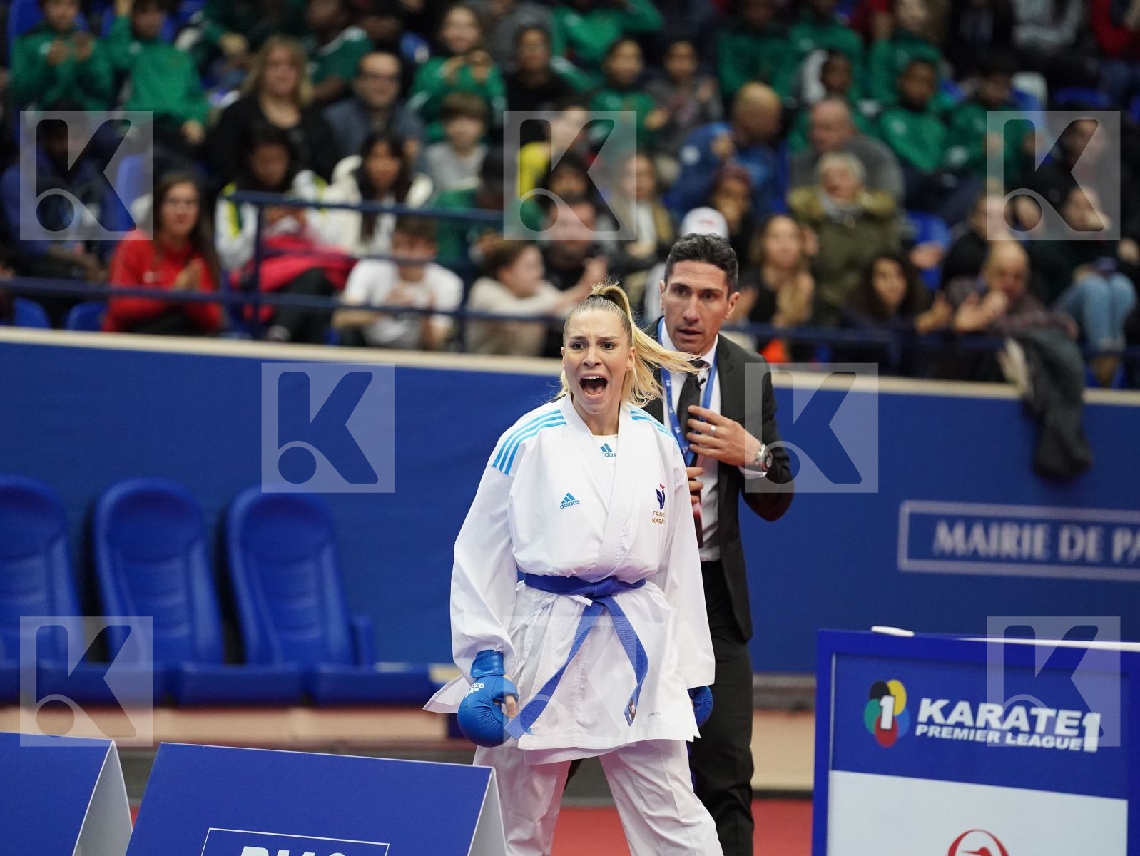 MORIGUCHI AYAMI (JAPAN) vs PHILIPPE GWENDOLINE (FRANCE) in Senior Kumite -61 Kg - Bronze bout