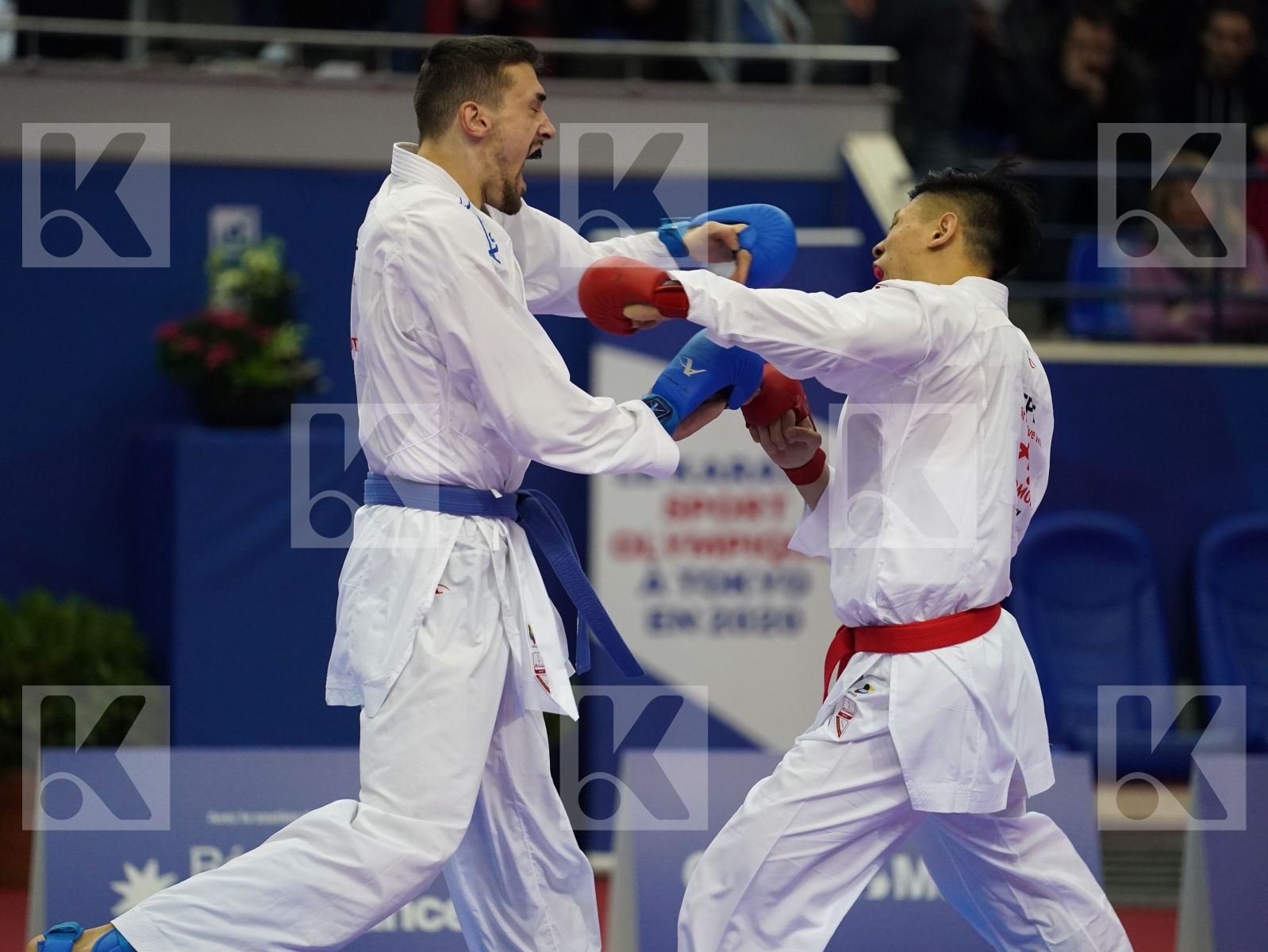 WU CHUN-WEI (CHINESE TAIPEI) vs KVESIC IVAN (CROATIA) in Senior Kumite -84 Kg - Bronze bout