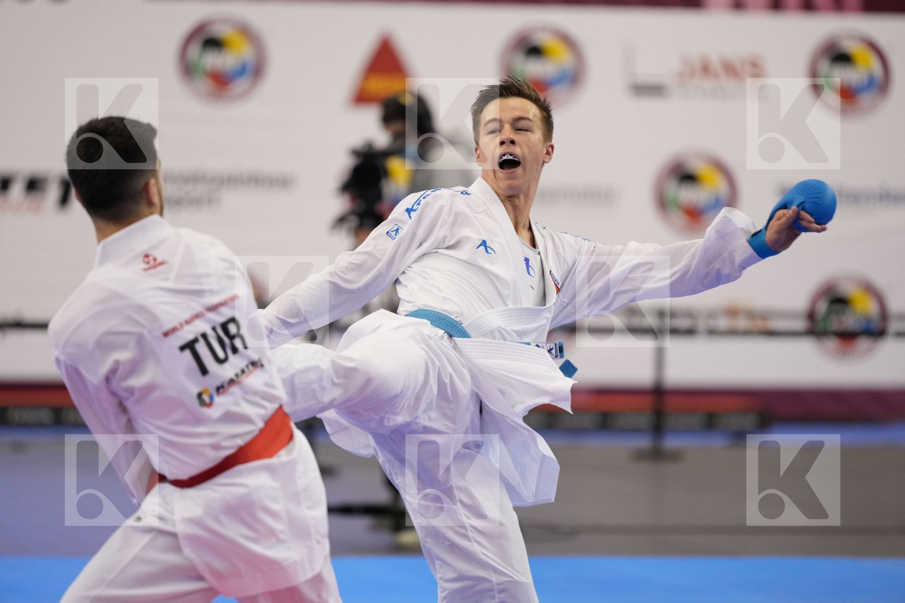 Kumite bronze bout featuring SAMDAN ERAY & Imrich Dominik